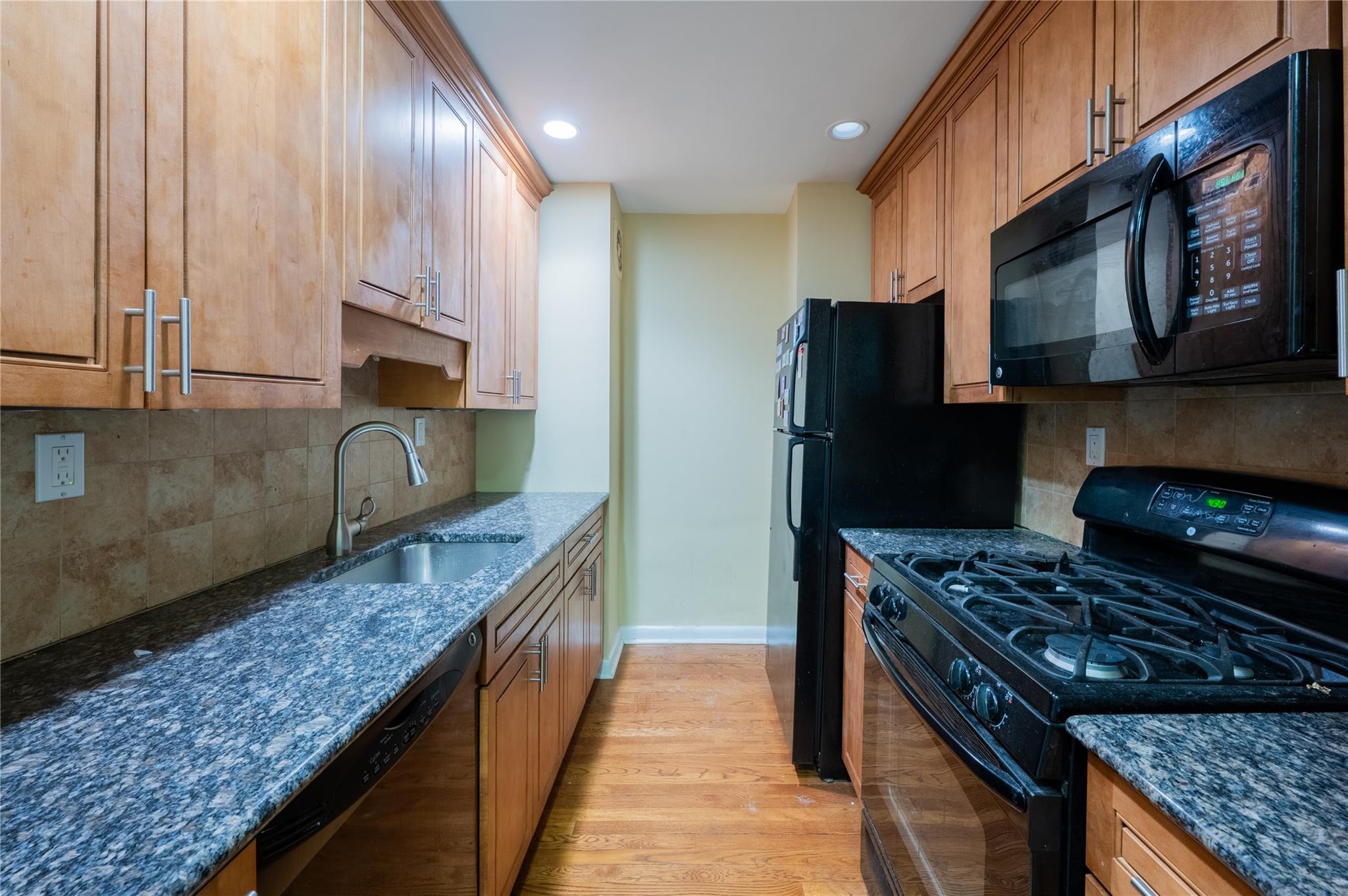 Coop Pearsall  Nassau County, NY 11542, MLS-847232-7