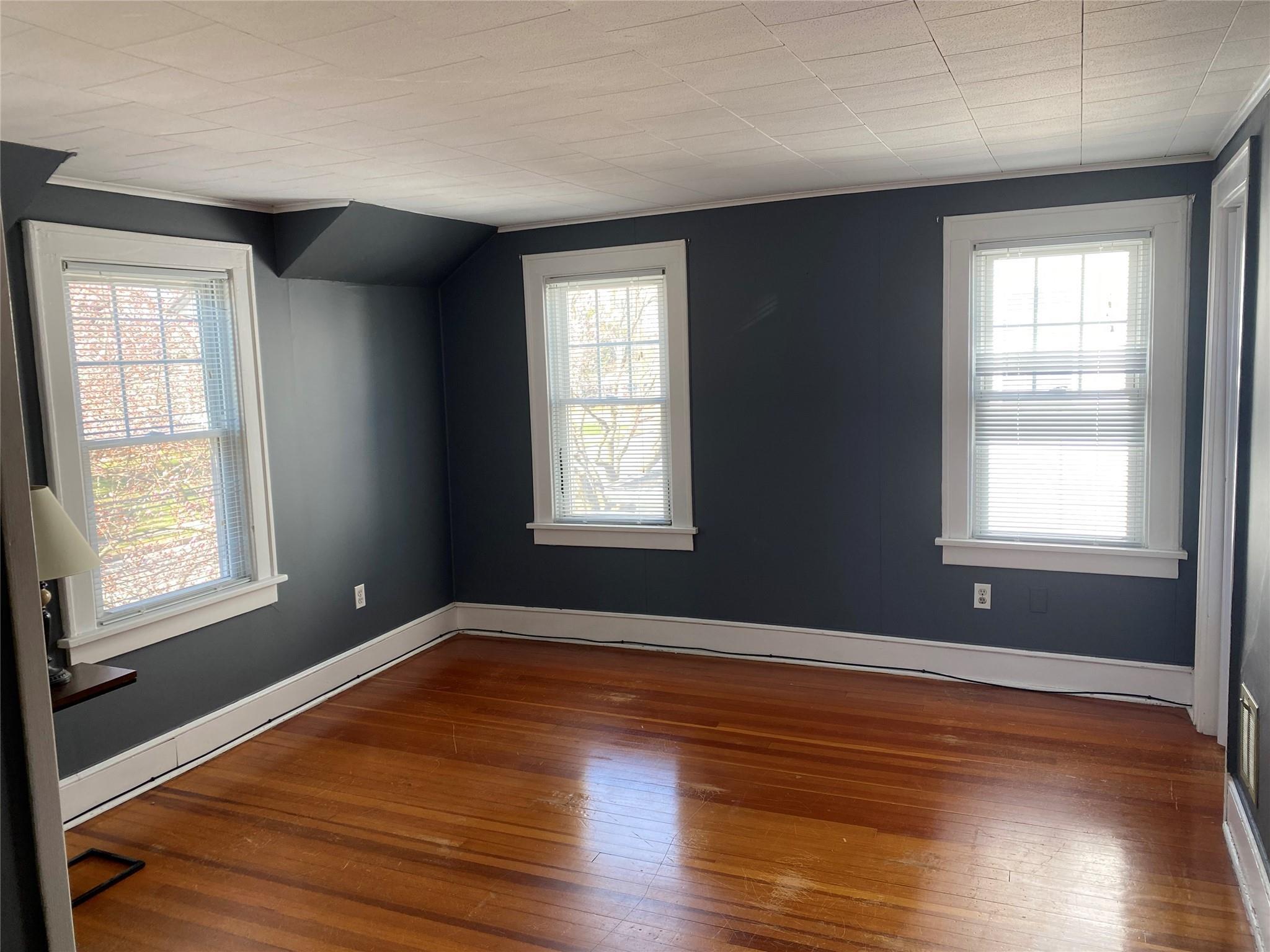 Single Family Hooker  Dutchess County, NY 12601, MLS-847239-15