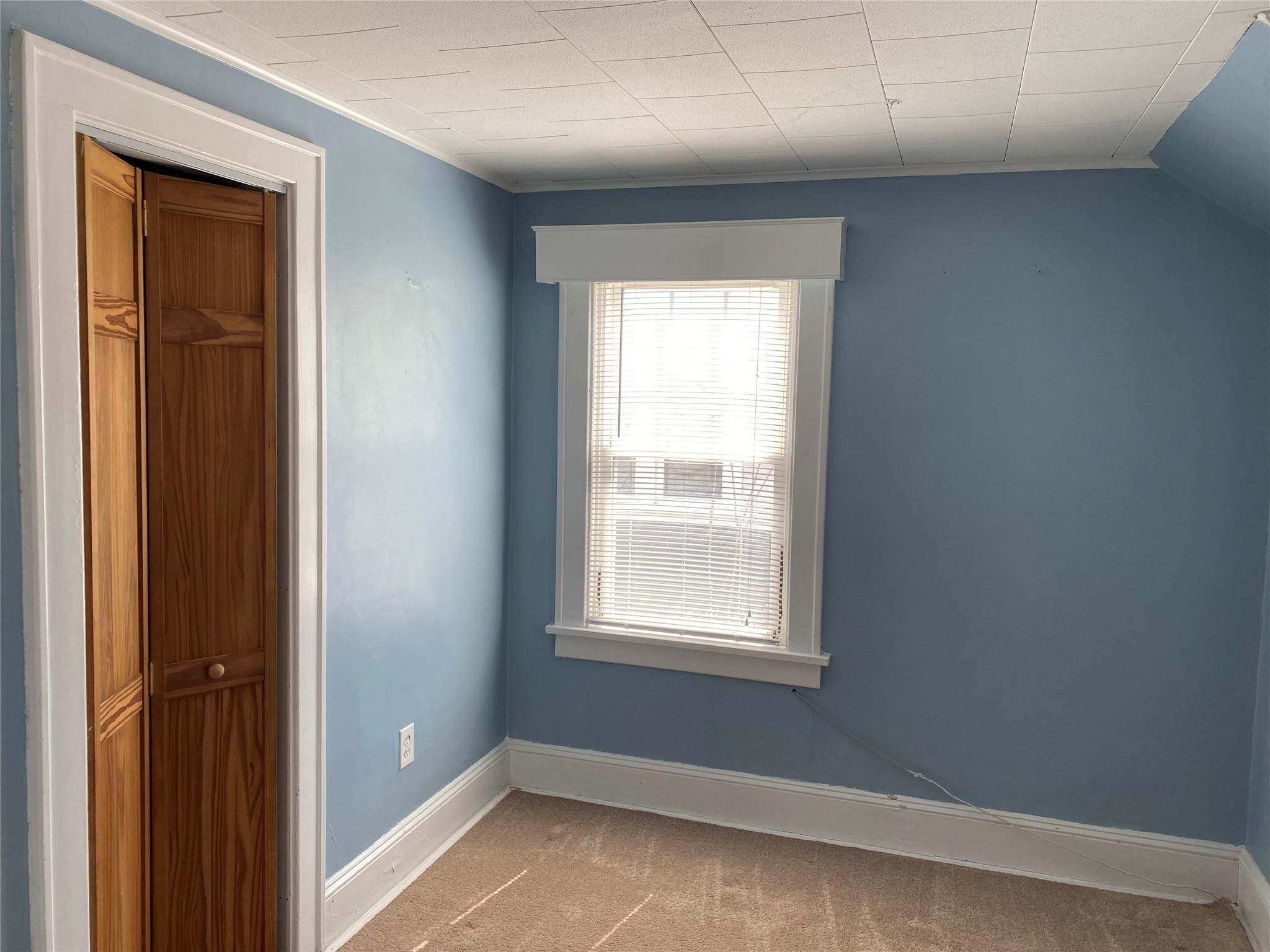 Single Family Hooker  Dutchess County, NY 12601, MLS-847239-16