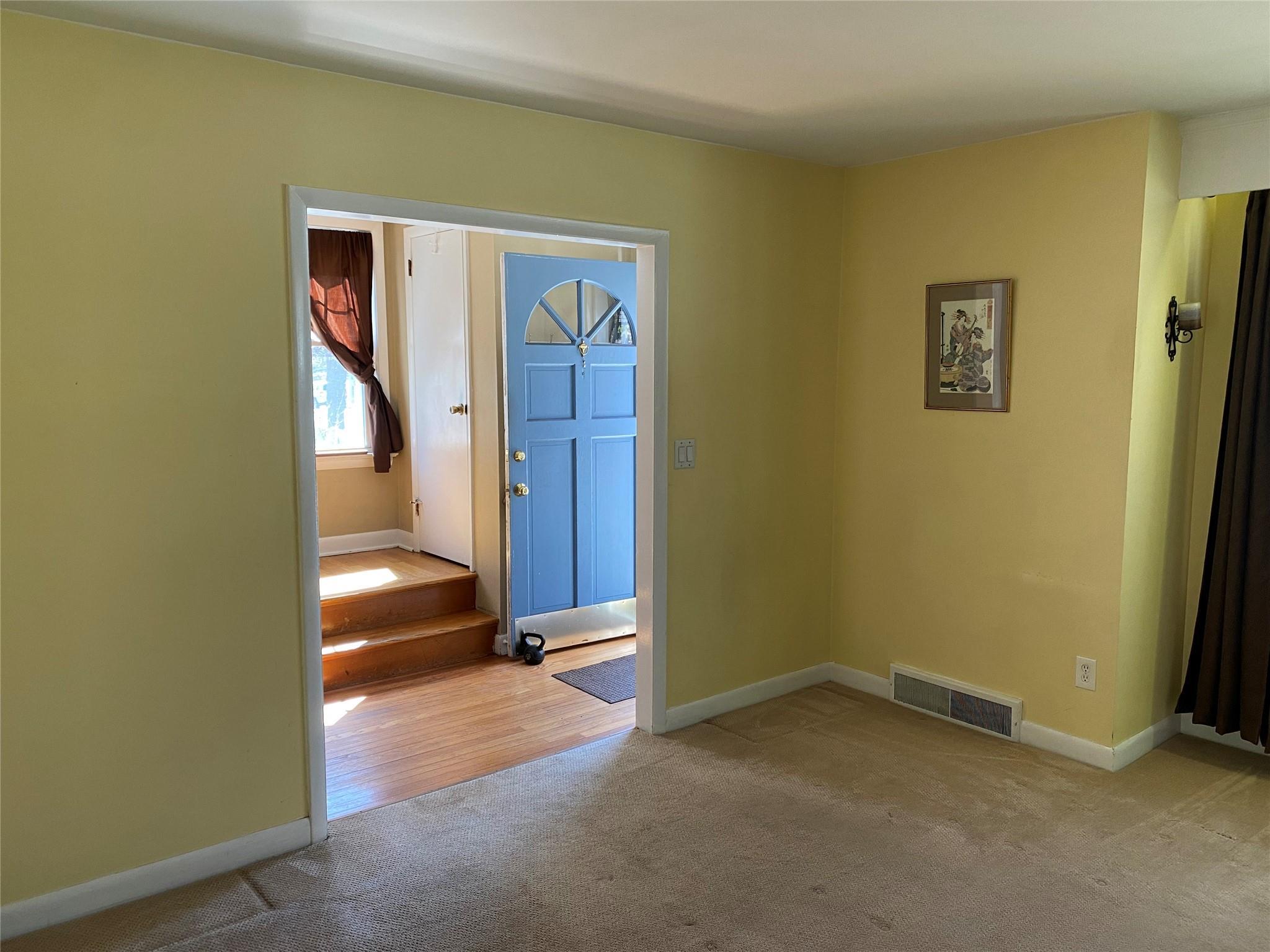 Single Family Hooker  Dutchess County, NY 12601, MLS-847239-6