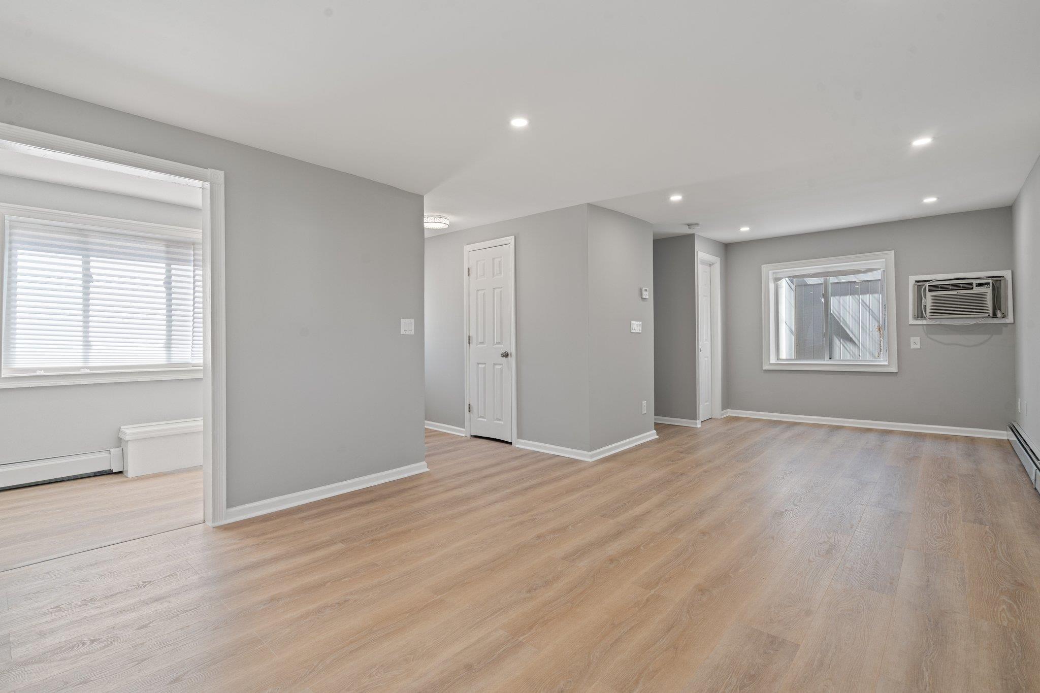 Single Family Newport  Nassau County, NY 11553, MLS-847249-10