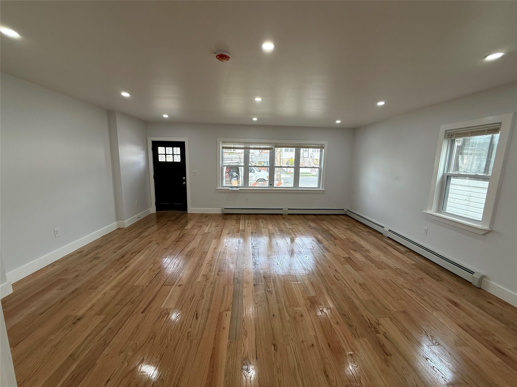 Single Family Murdock  Bronx, NY 10466, MLS-847315-5