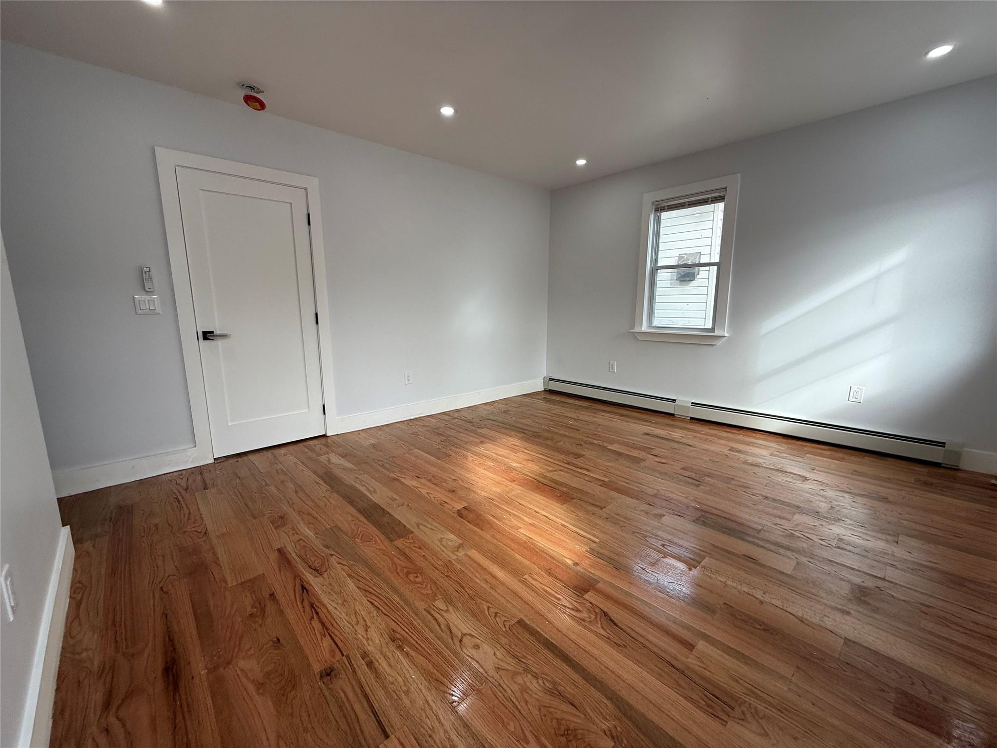 Single Family Murdock  Bronx, NY 10466, MLS-847315-9