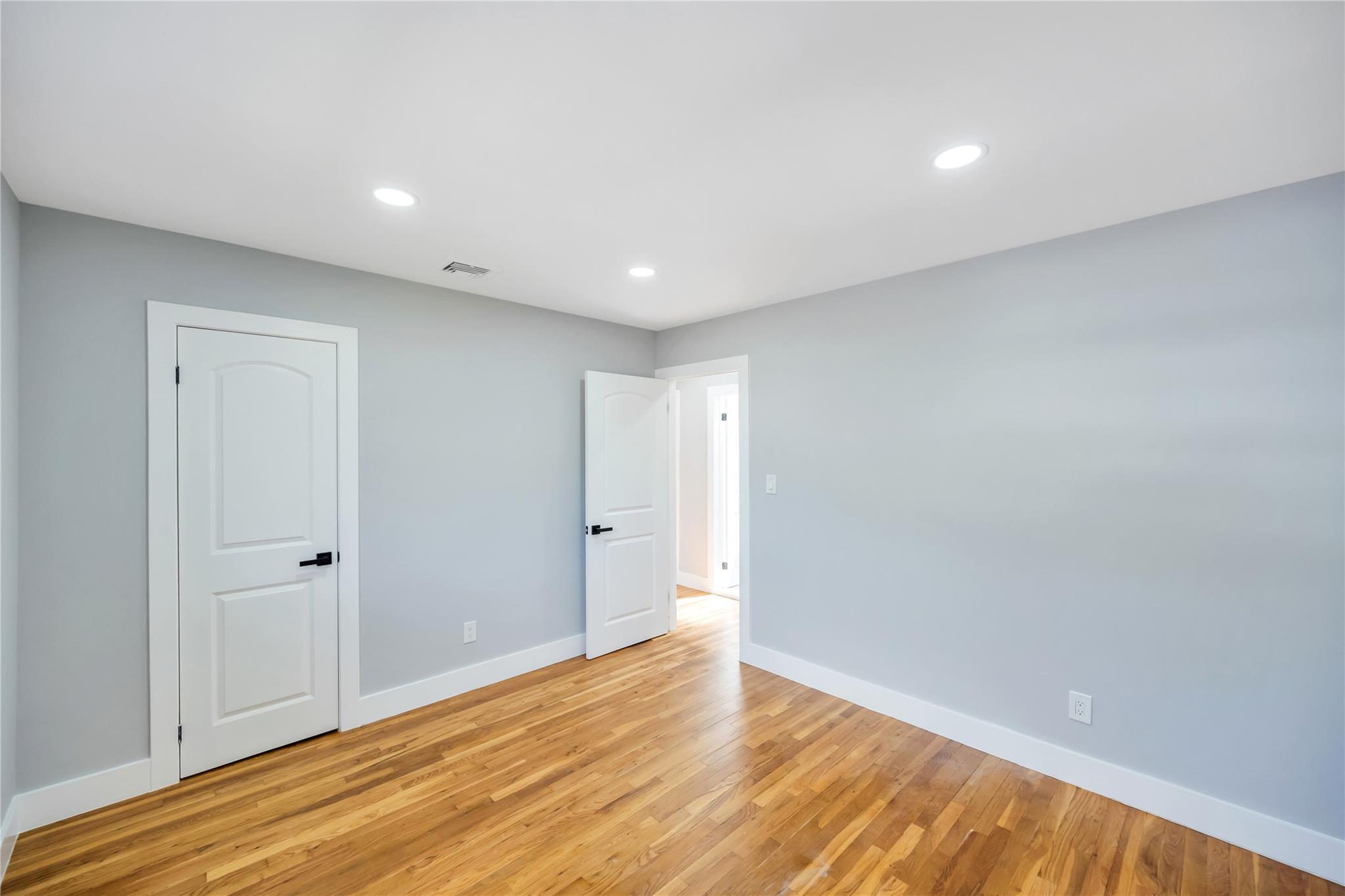 Single Family Huckleberry  Nassau County, NY 11771, MLS-847322-23