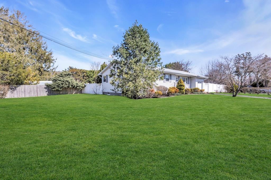 Single Family Richlee  Suffolk County, NY 11715, MLS-847326-4