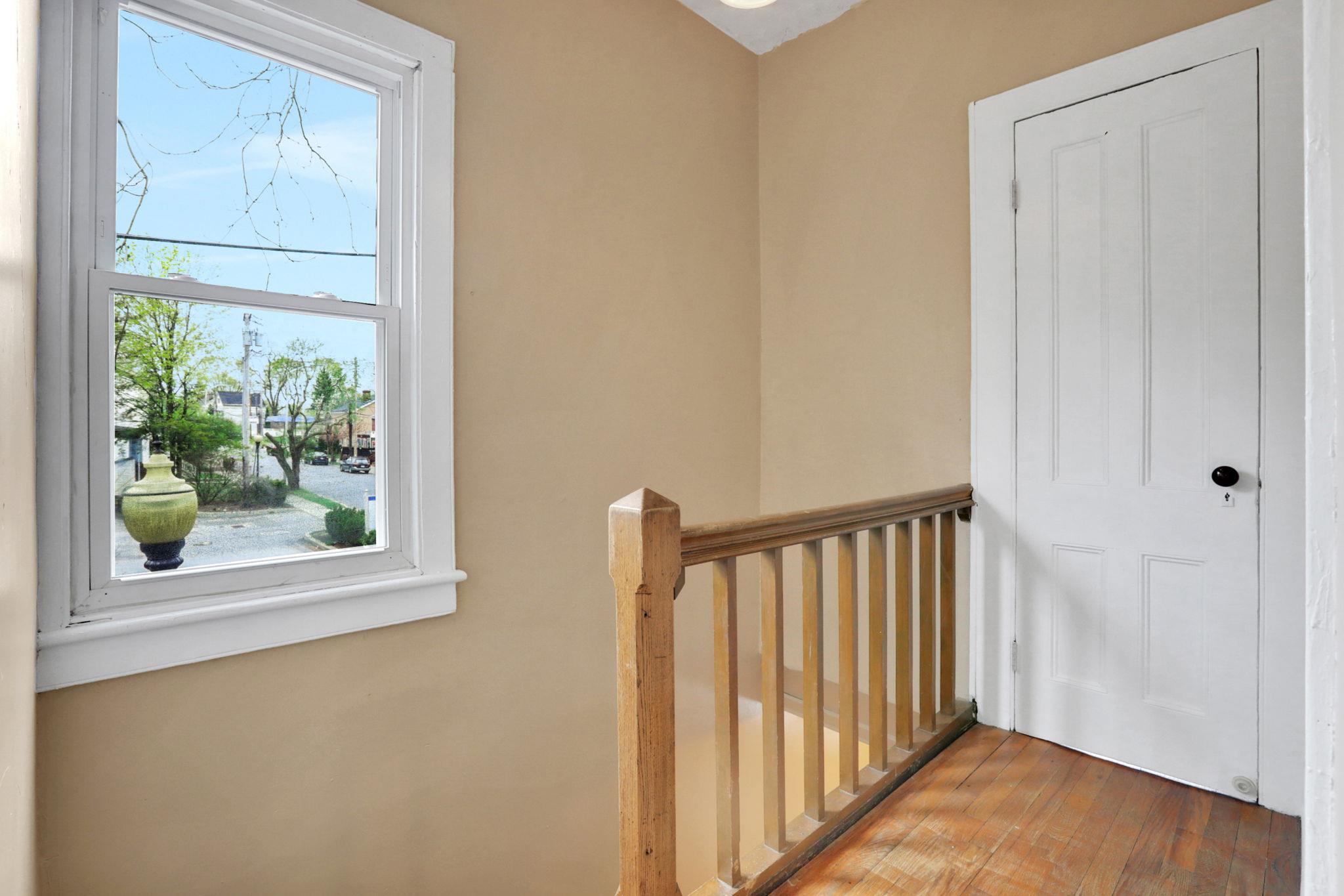 Single Family South  Dutchess County, NY 12601, MLS-847346-8