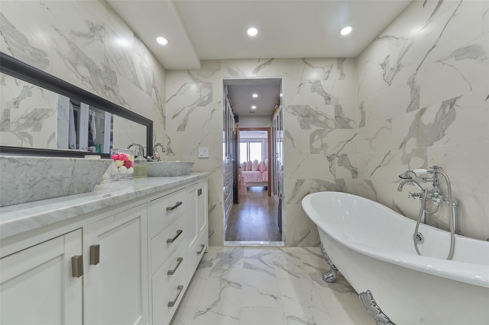 Single Family Dean  Bronx, NY 10465, MLS-847359-11