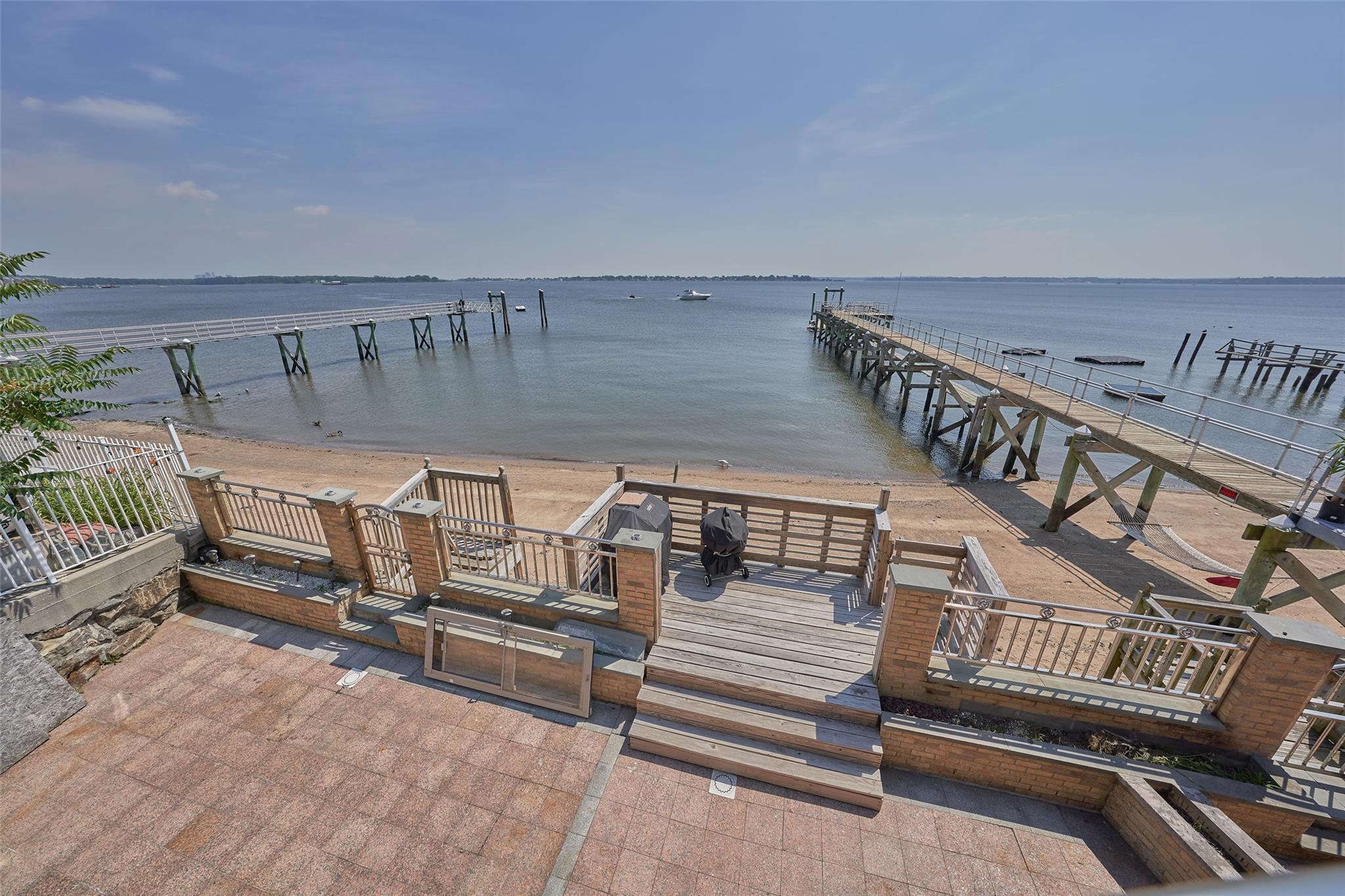 Single Family Dean  Bronx, NY 10465, MLS-847359-24