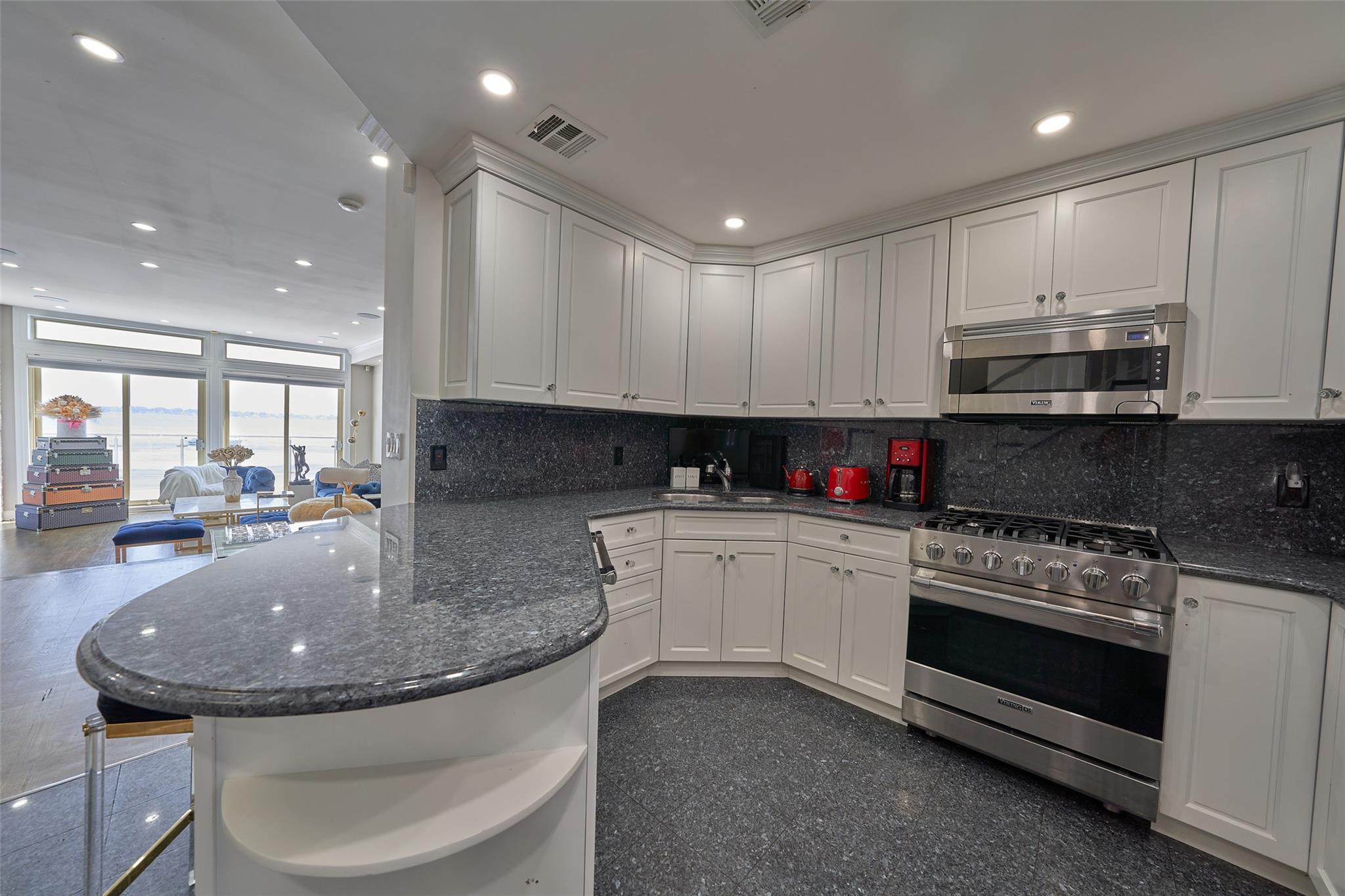 Single Family Dean  Bronx, NY 10465, MLS-847359-3