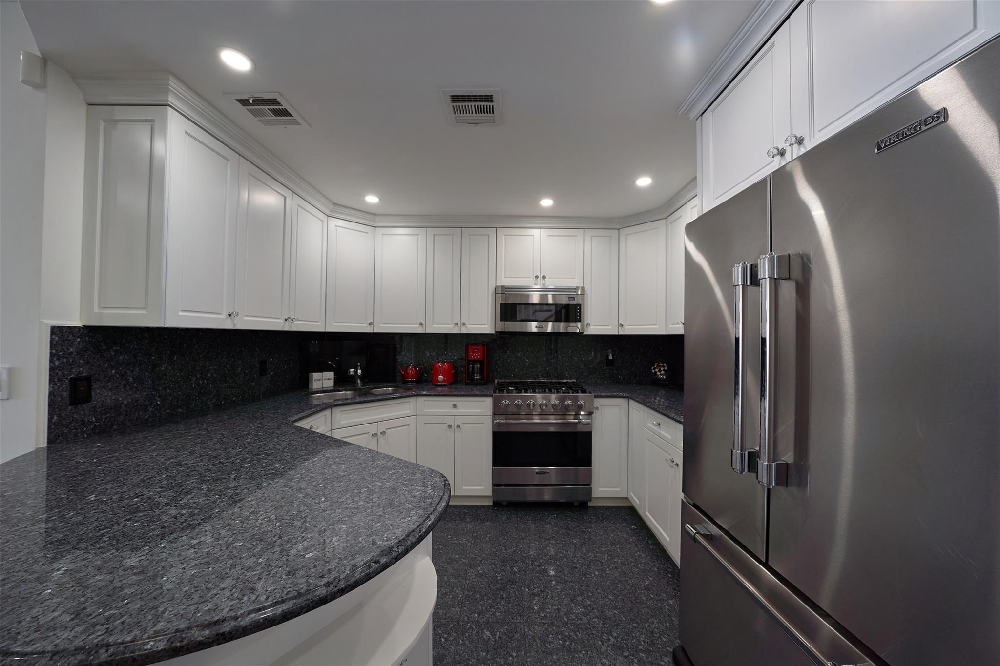 Single Family Dean  Bronx, NY 10465, MLS-847359-4