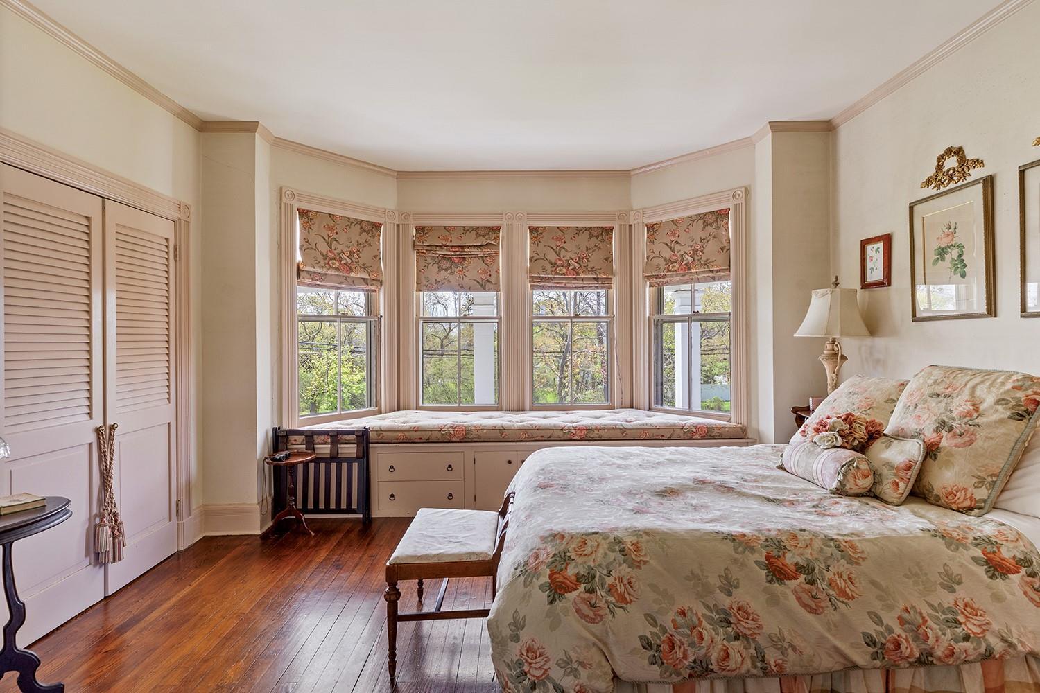 Single Family Penataquit  Suffolk County, NY 11706, MLS-847363-25