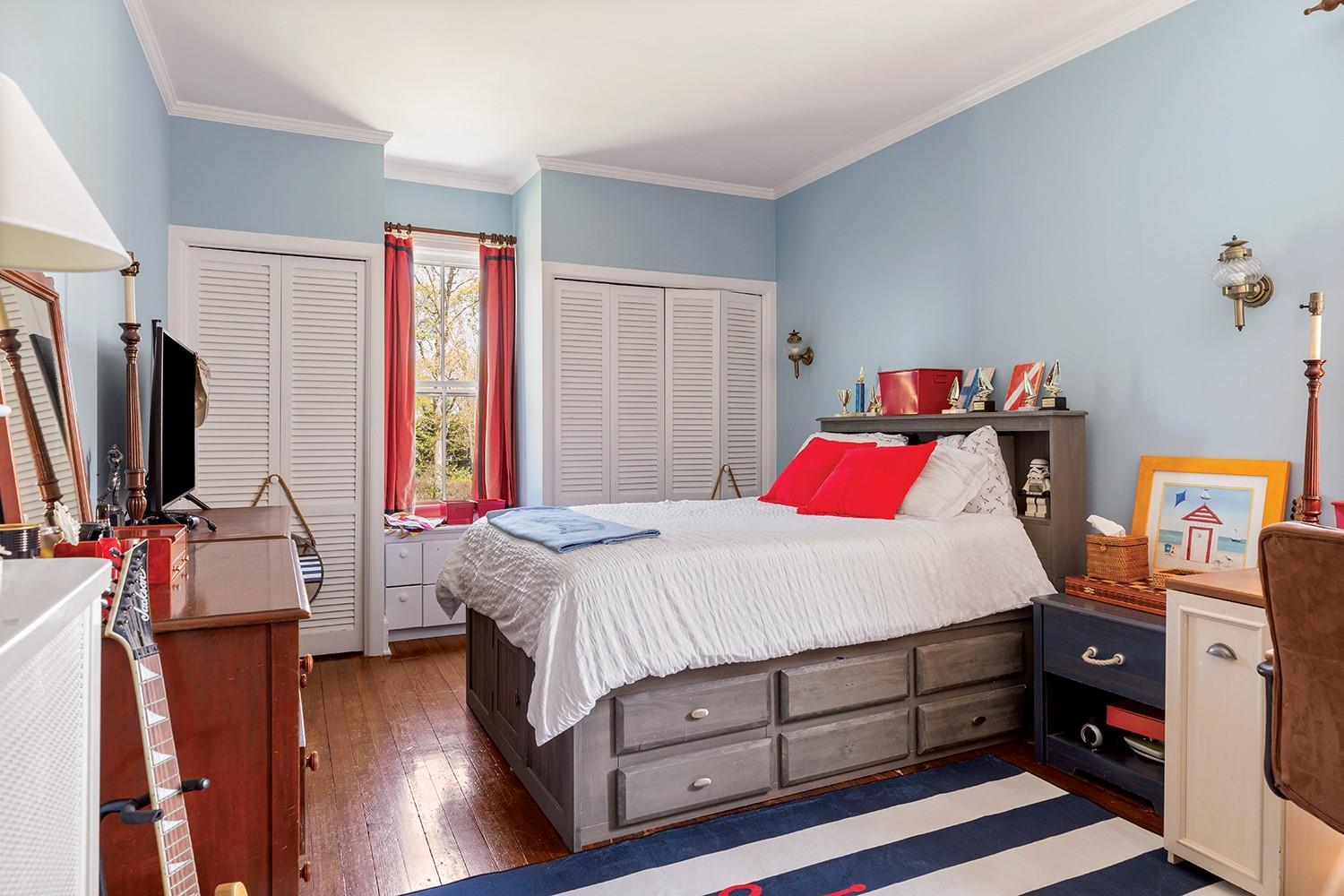 Single Family Penataquit  Suffolk County, NY 11706, MLS-847363-27