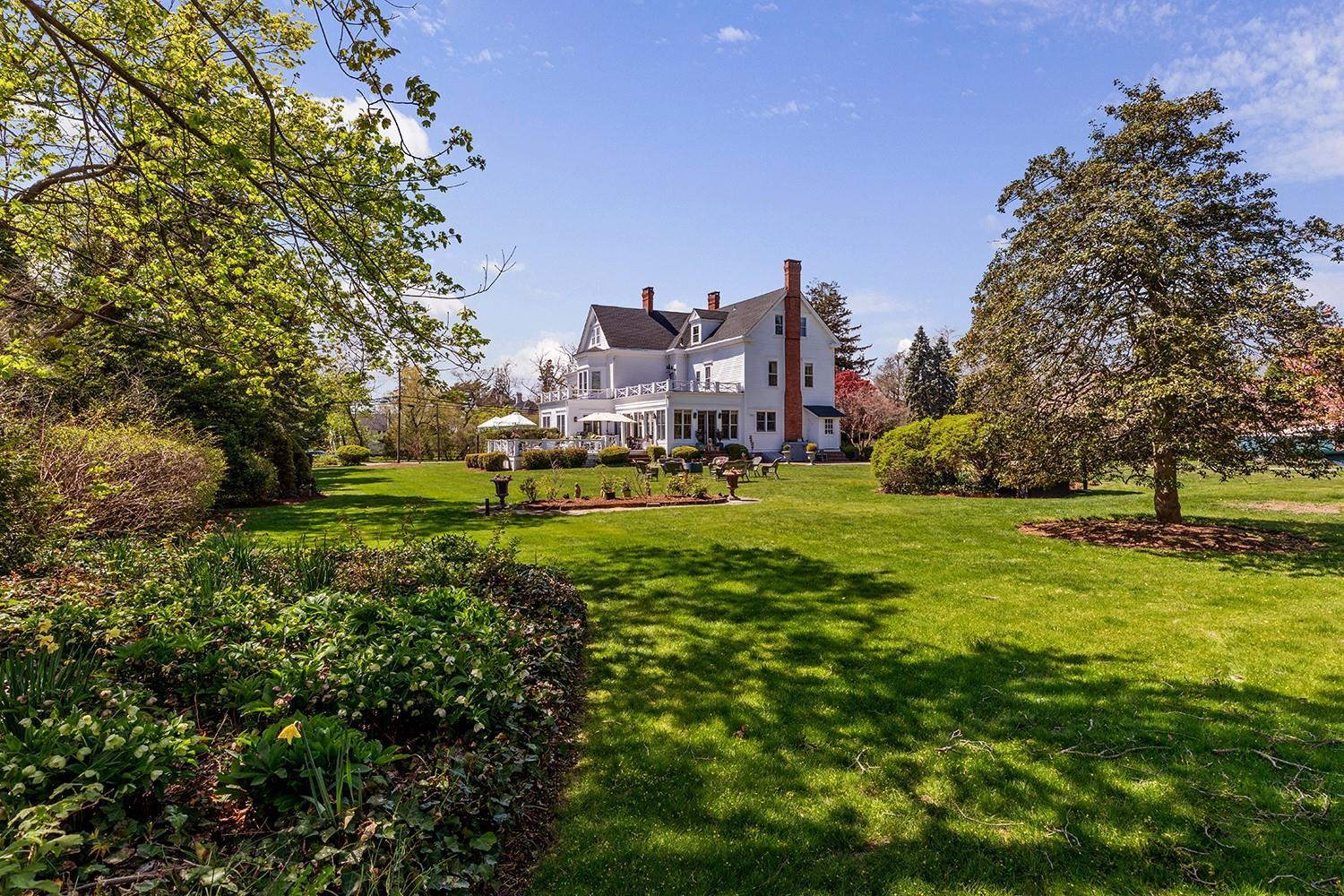 Single Family Penataquit  Suffolk County, NY 11706, MLS-847363-42