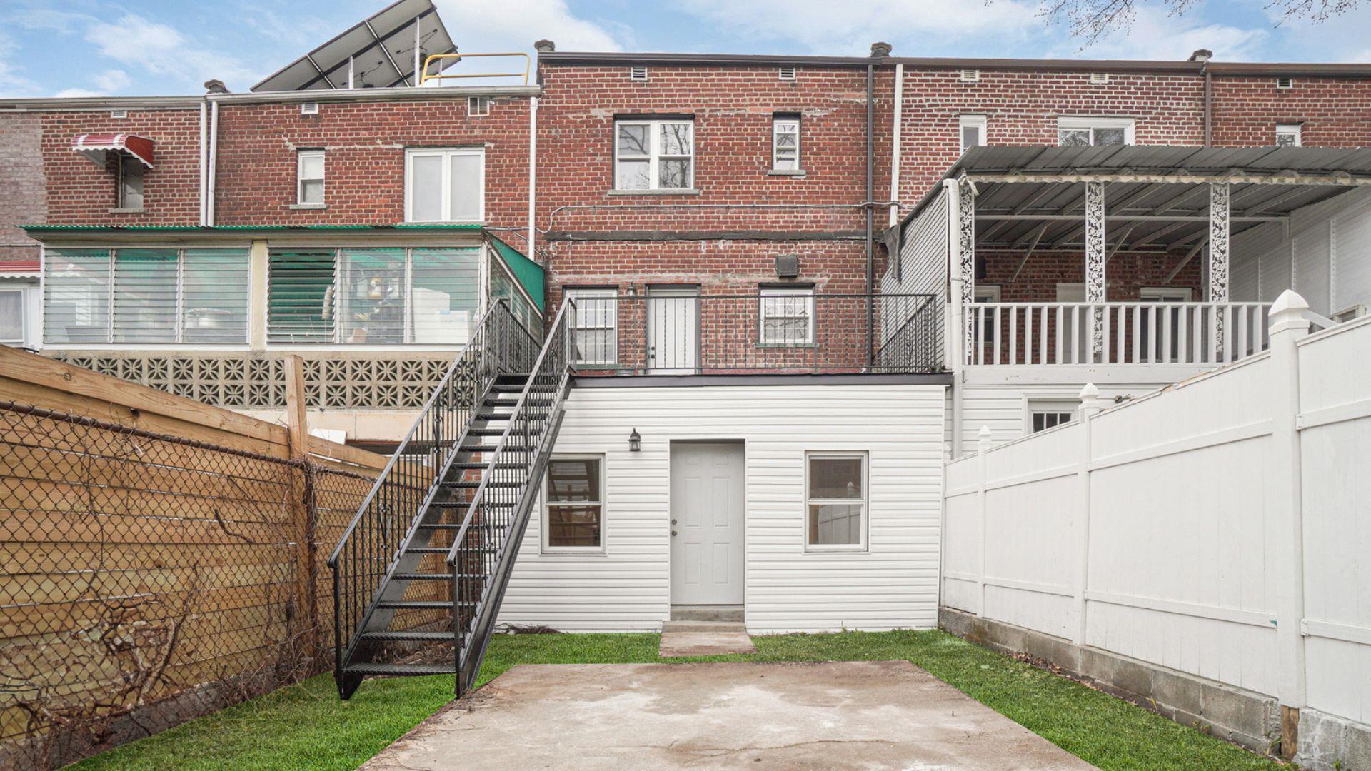 Single Family Kingsland  Bronx, NY 10469, MLS-847373-25
