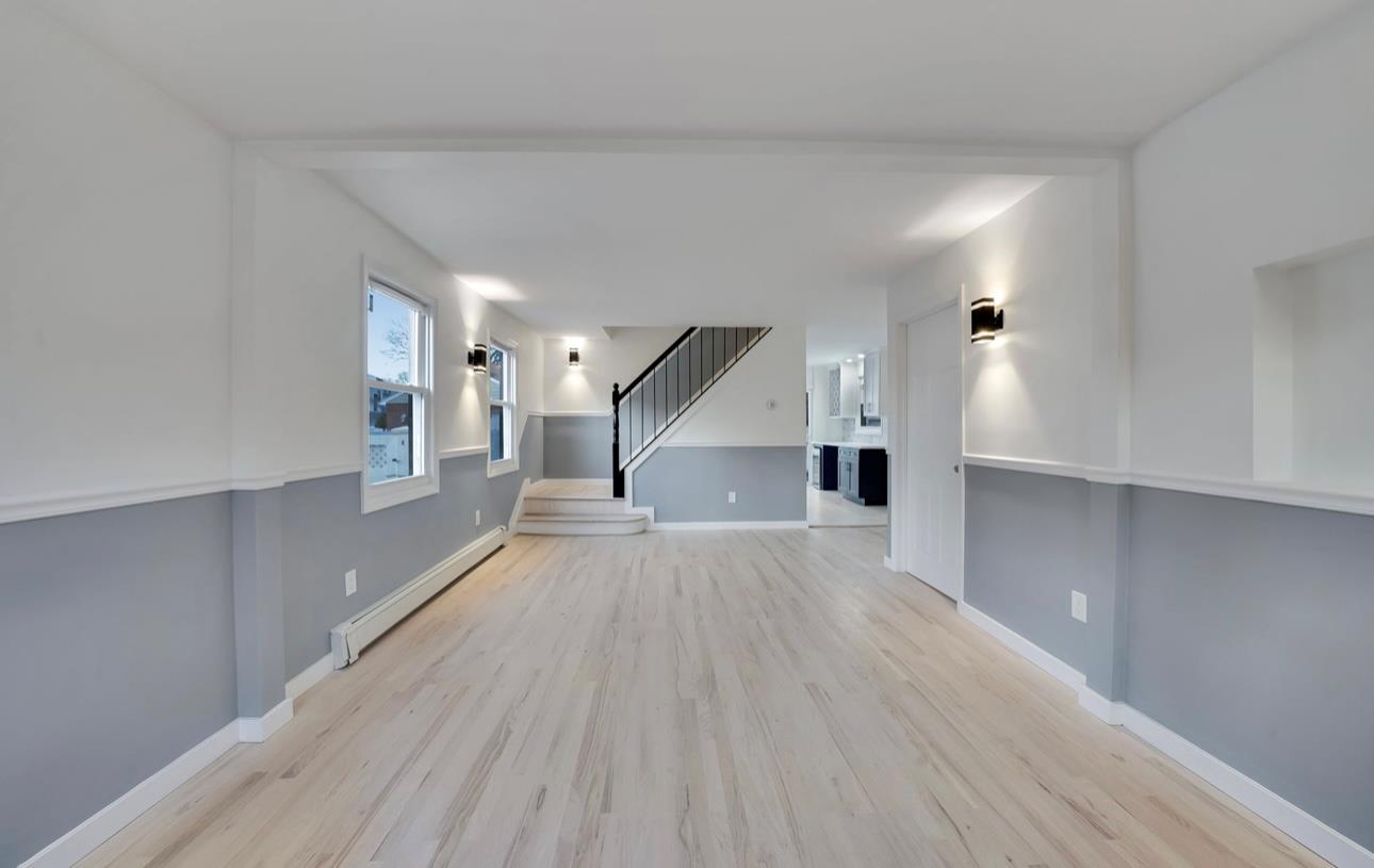 Single Family Valley Stream  Nassau County, NY 11580, MLS-847380-4