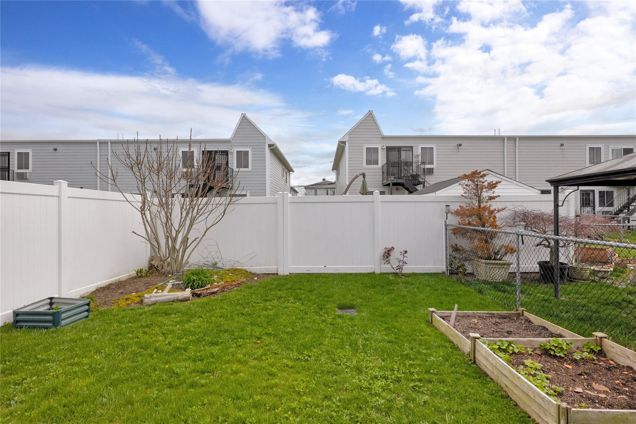 Single Family Beach 62nd  Queens, NY 11692, MLS-847391-15