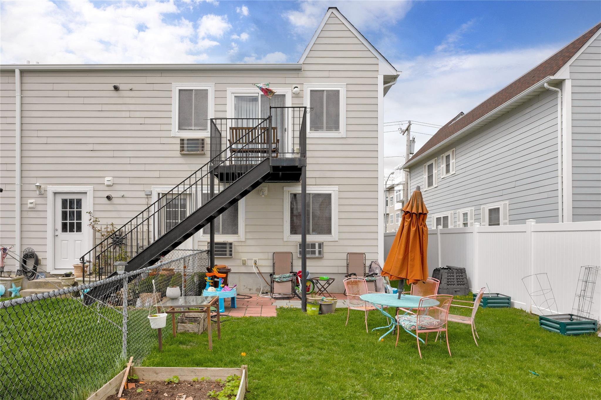 Single Family Beach 62nd  Queens, NY 11692, MLS-847391-16