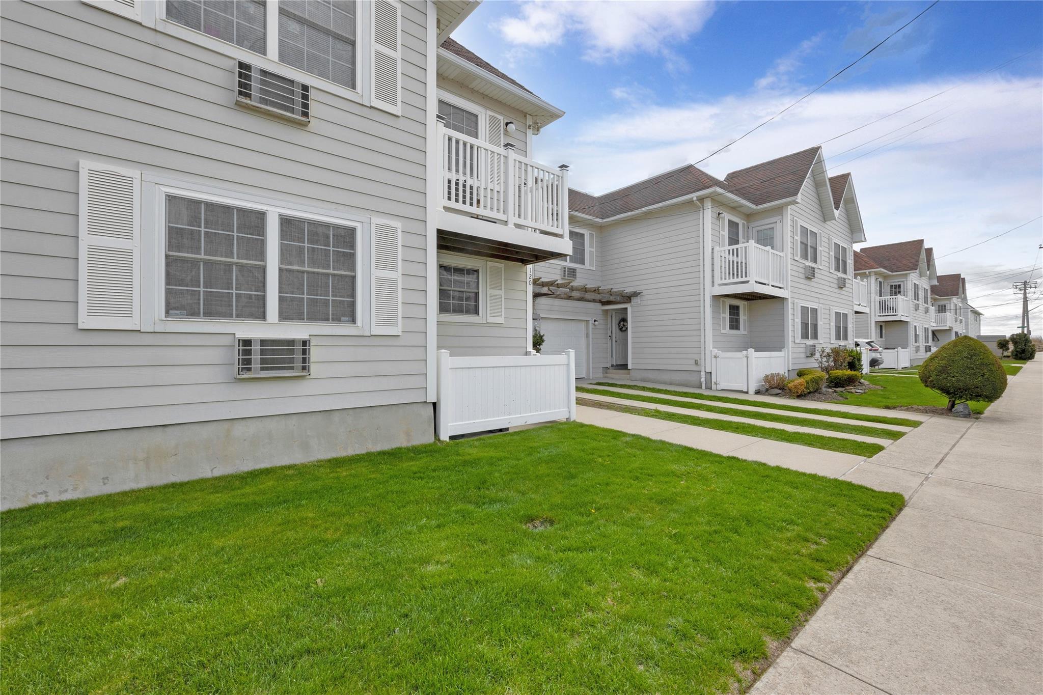 Single Family Beach 62nd  Queens, NY 11692, MLS-847391-3