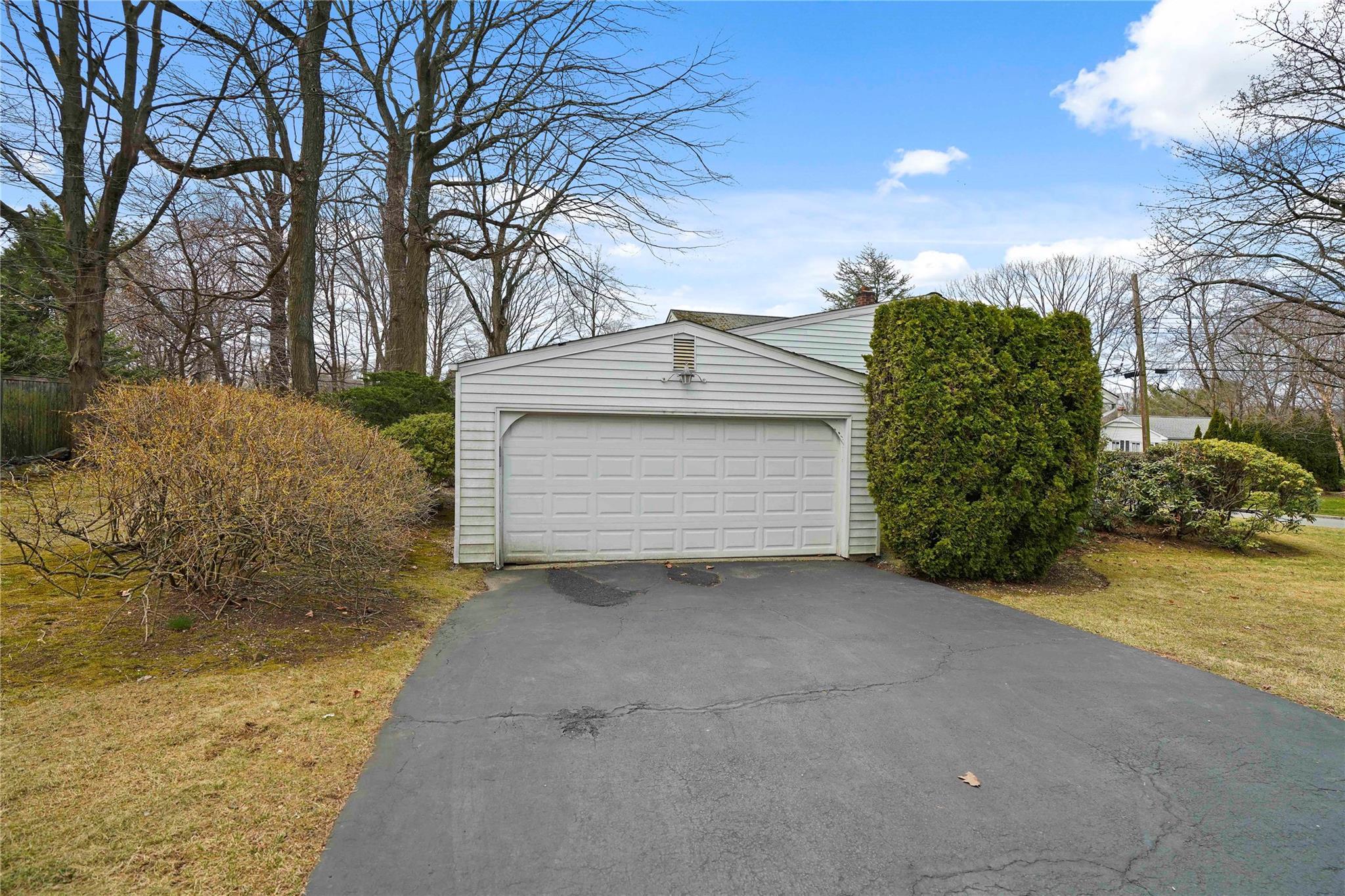 Single Family Arden  Westchester County, NY 10530, MLS-847394-4