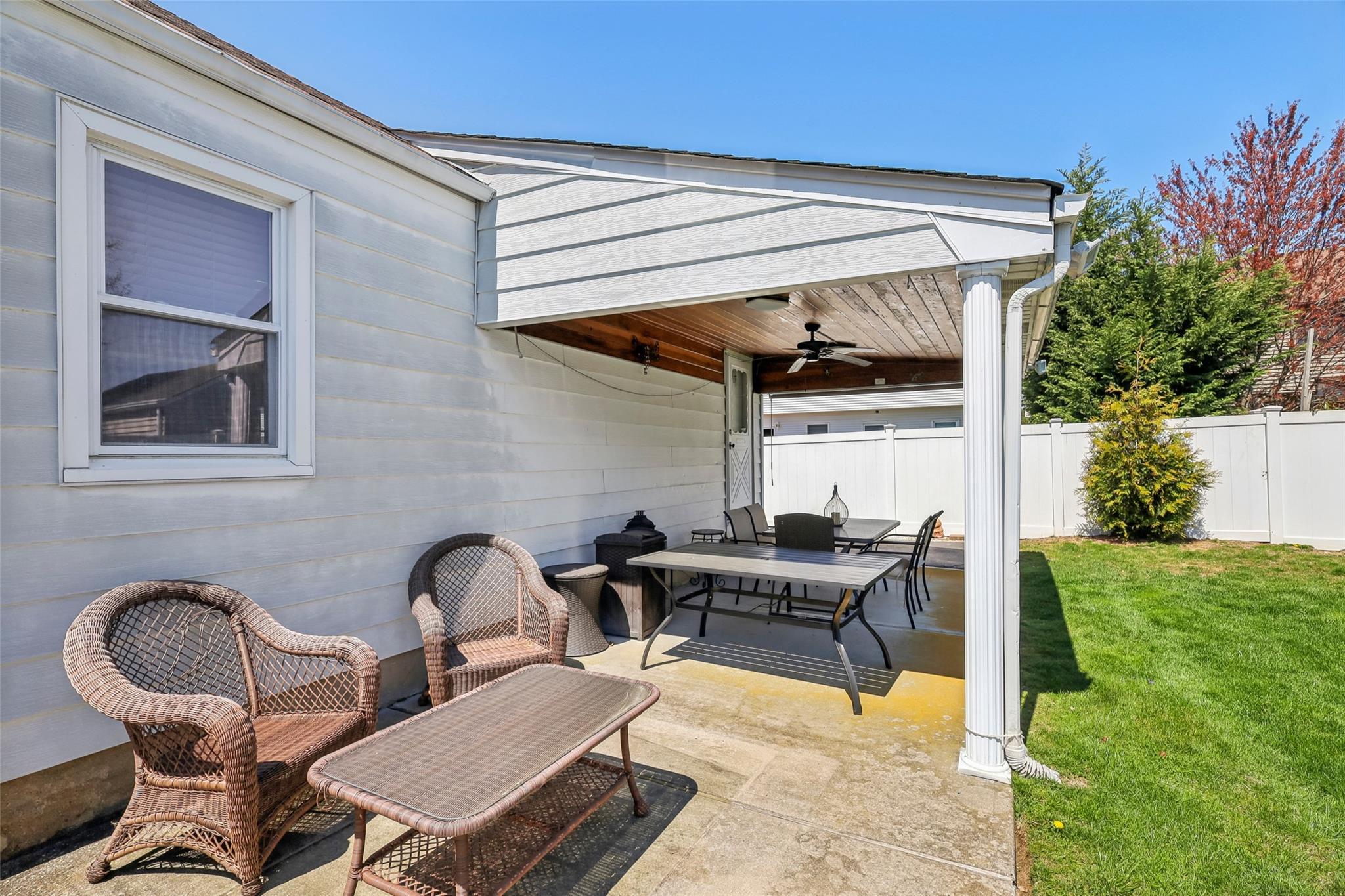 Single Family 3rd  Nassau County, NY 11714, MLS-847397-38