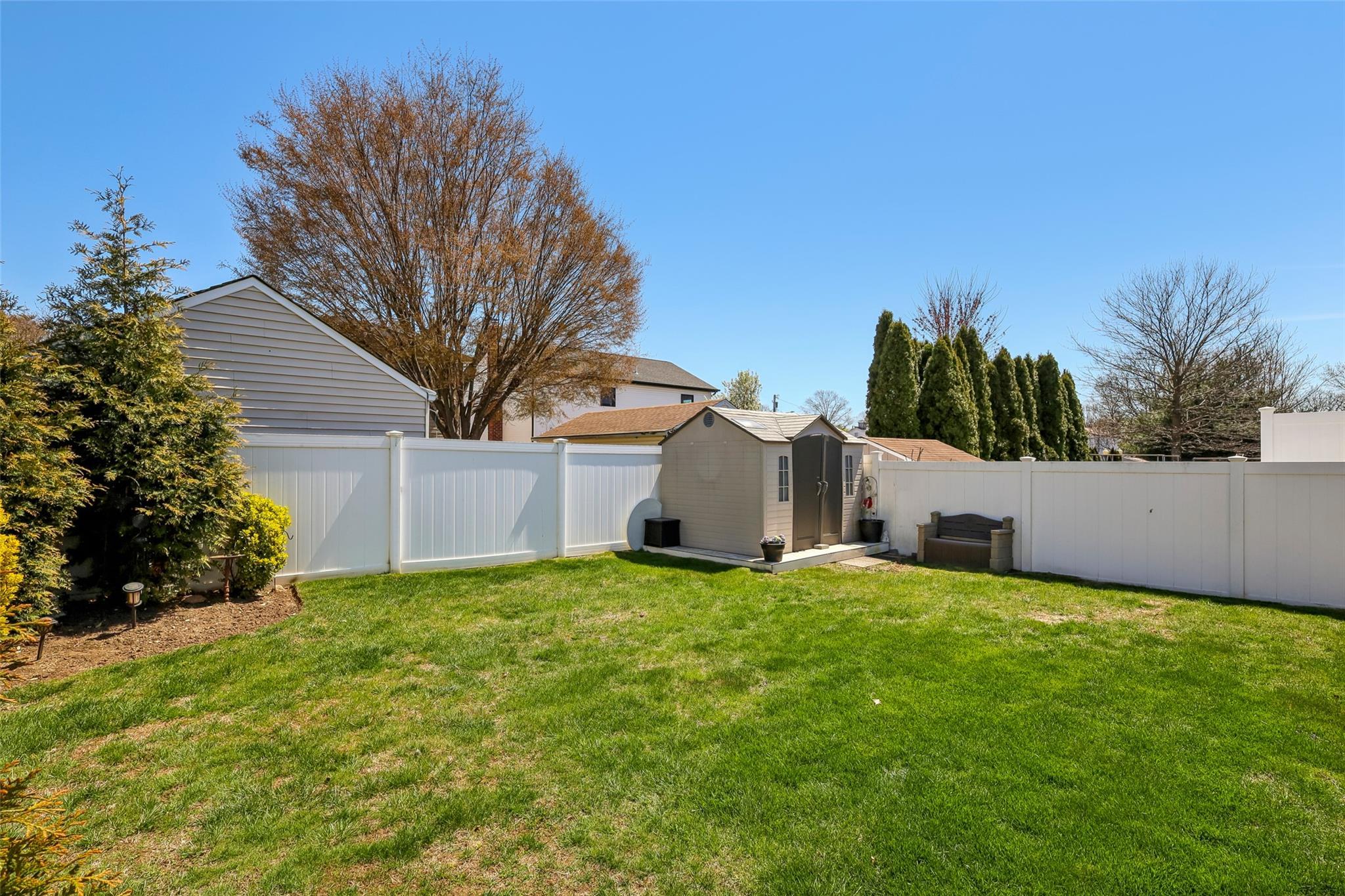 Single Family 3rd  Nassau County, NY 11714, MLS-847397-42