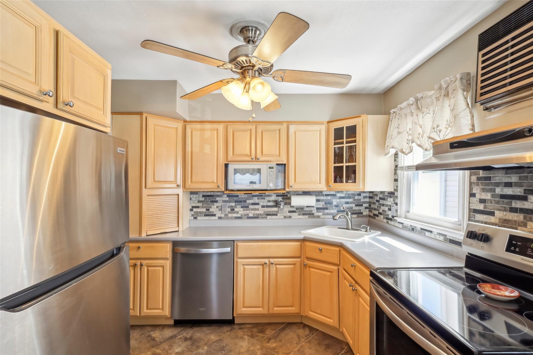 Single Family 3rd  Nassau County, NY 11714, MLS-847397-6