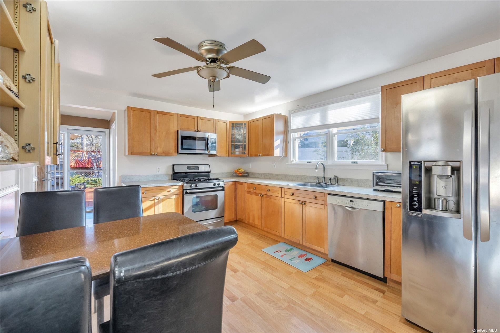 Single Family Inwood  Suffolk County, NY 11784, MLS-847402-9