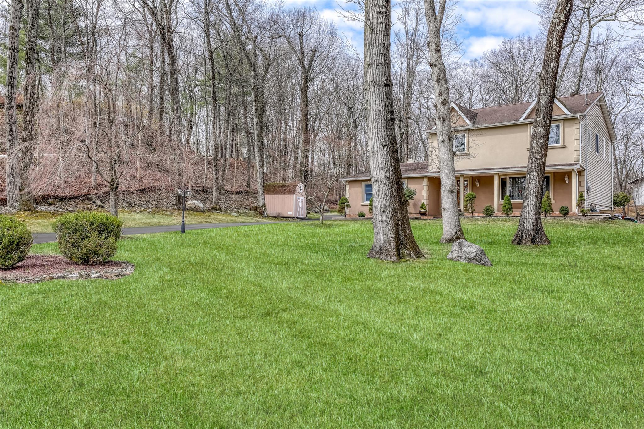 Single Family Reeder  Rockland County, NY 10901, MLS-847403-3