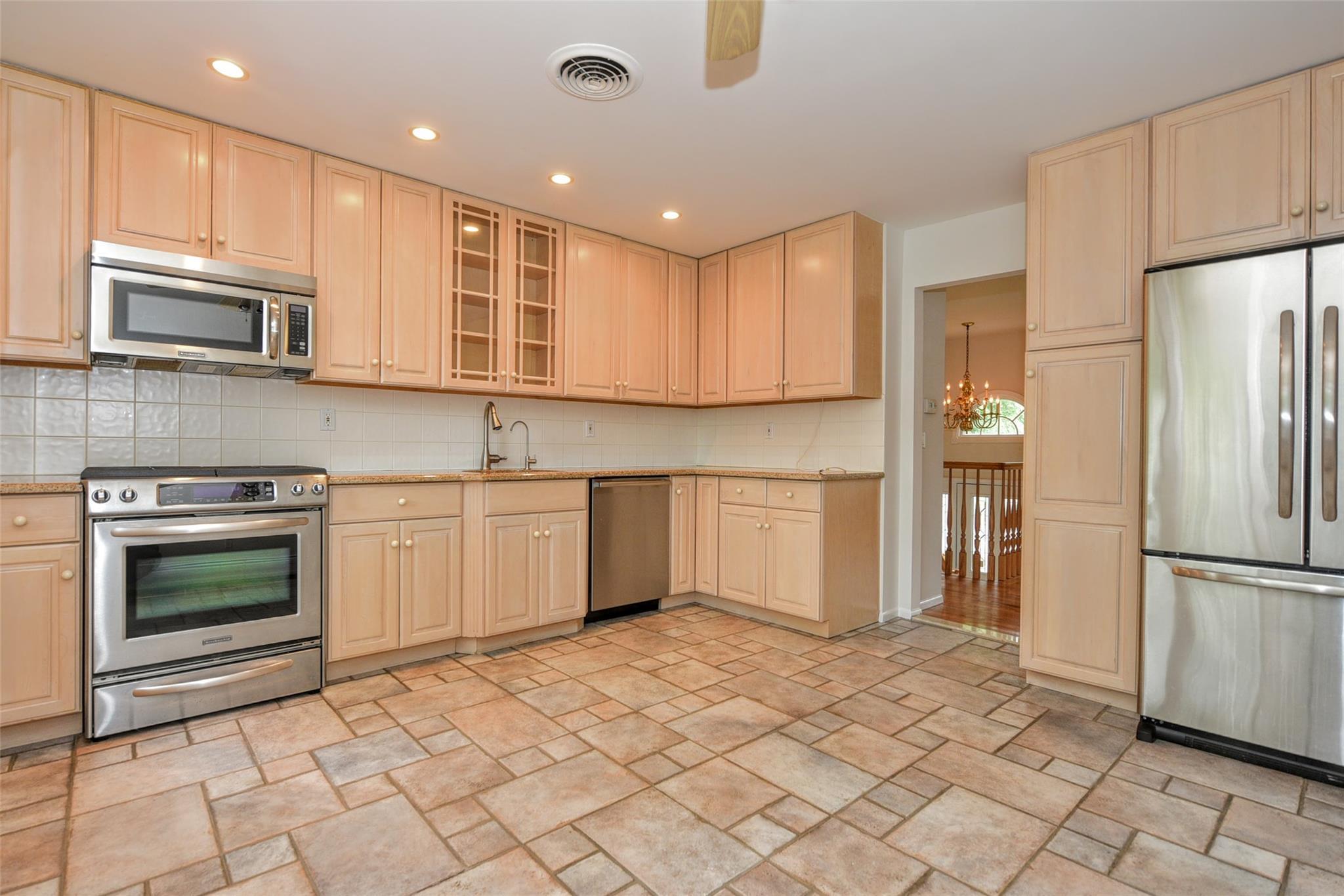 Single Family Crownlyn  Rockland County, NY 10954, MLS-847409-13