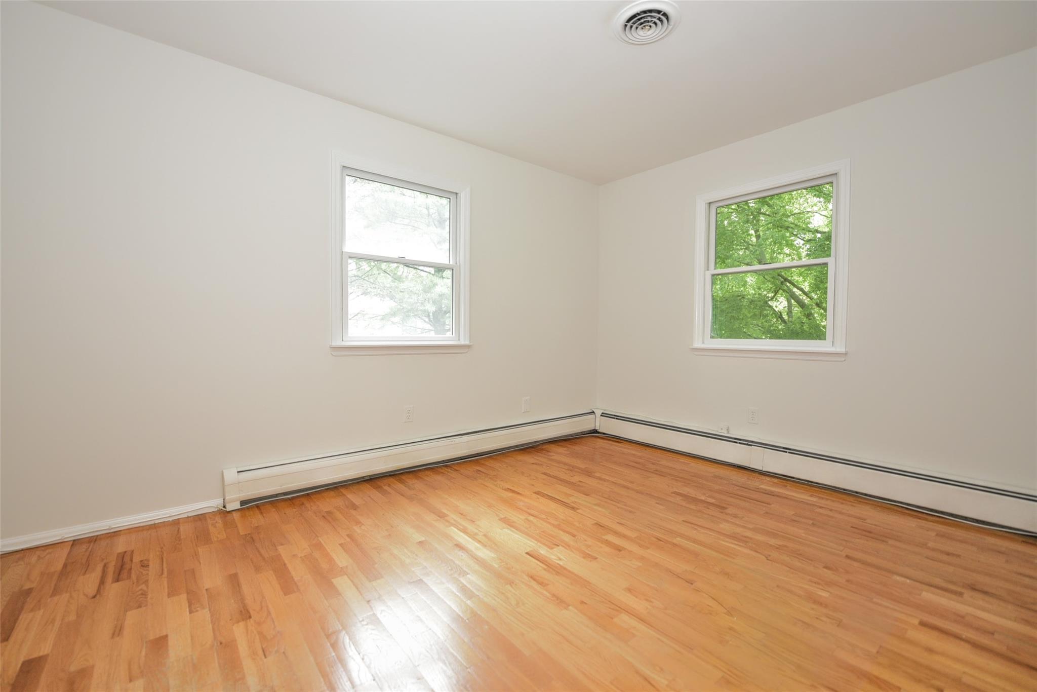 Single Family Crownlyn  Rockland County, NY 10954, MLS-847409-19