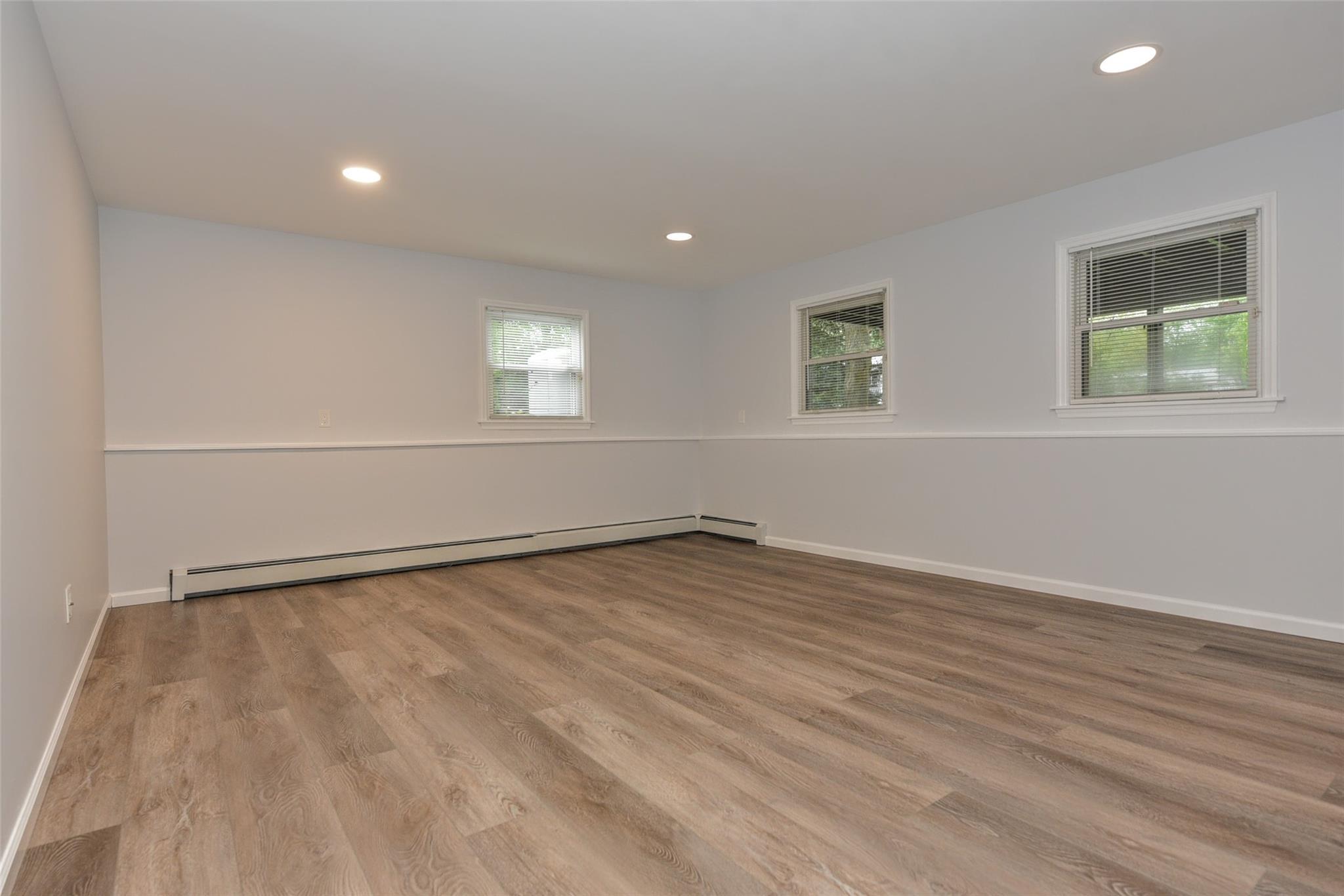 Single Family Crownlyn  Rockland County, NY 10954, MLS-847409-24