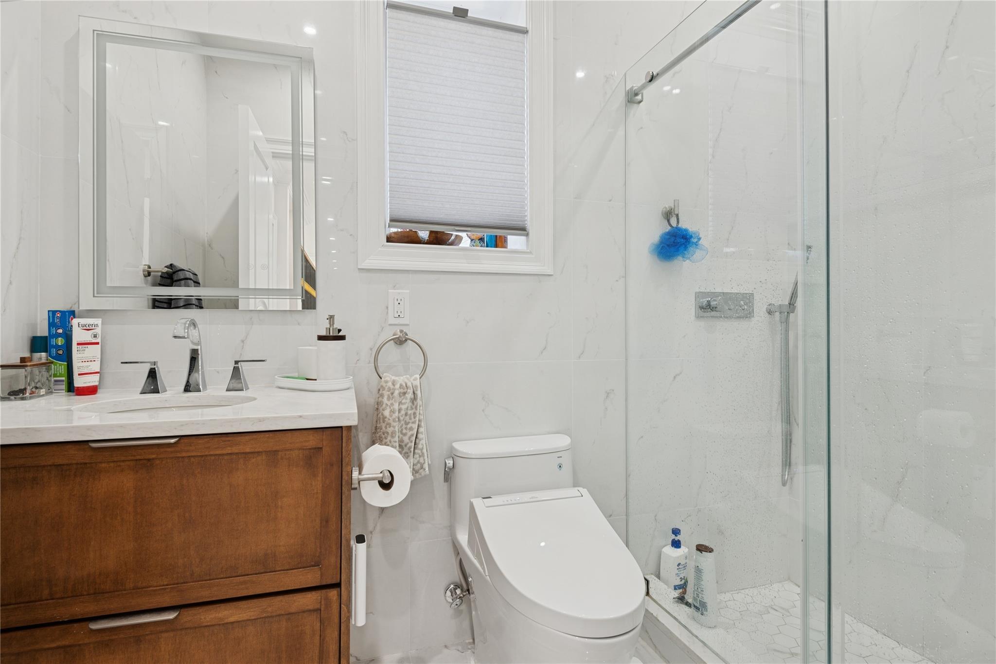 Single Family Oakleigh  Nassau County, NY 11581, MLS-847441-20