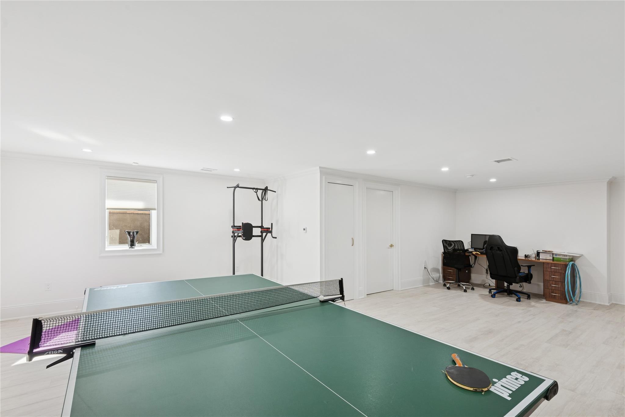 Single Family Oakleigh  Nassau County, NY 11581, MLS-847441-22