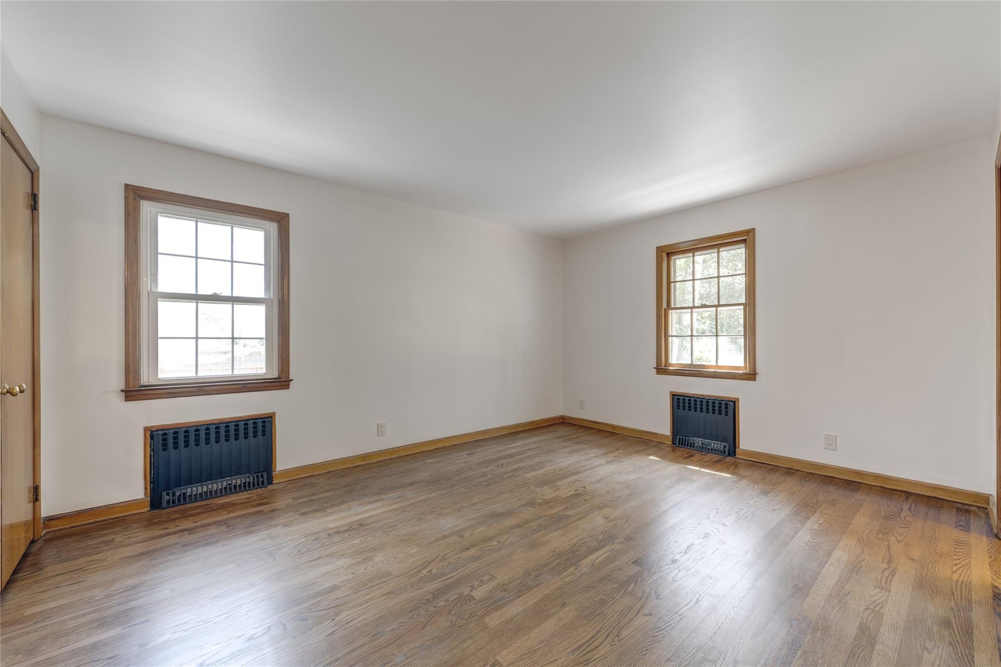 Single Family Bayville  Nassau County, NY 11709, MLS-847454-13