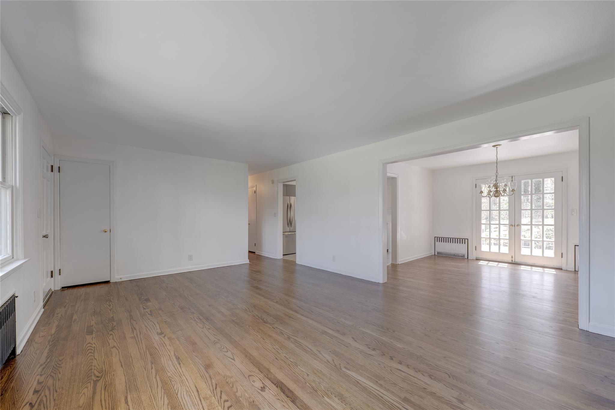 Single Family Bayville  Nassau County, NY 11709, MLS-847454-6