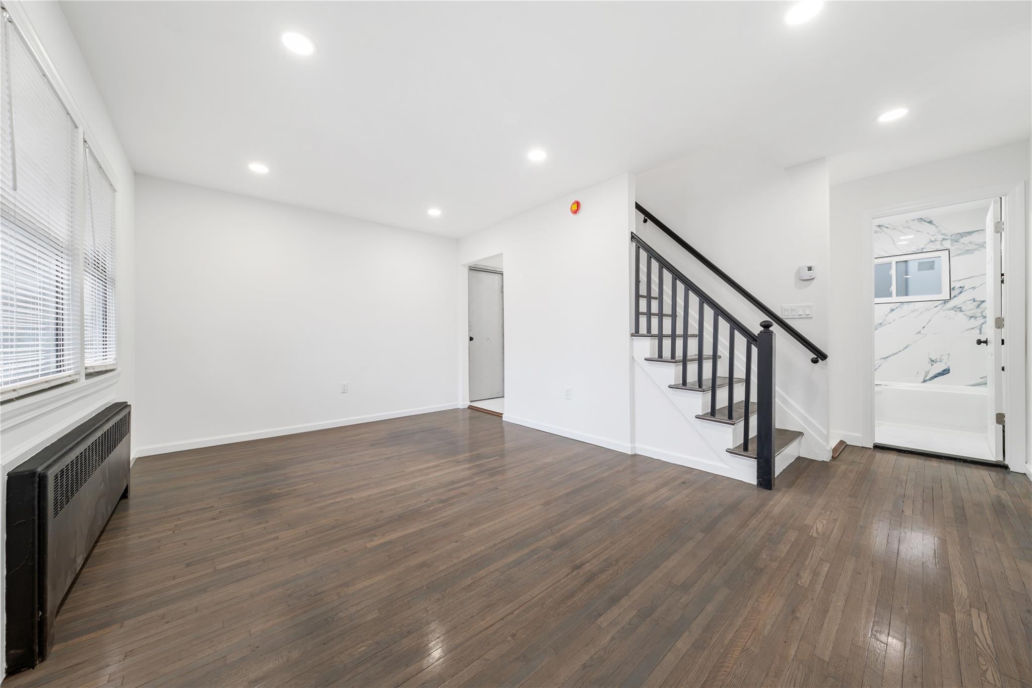Single Family Duke  Suffolk County, NY 11706, MLS-847470-2