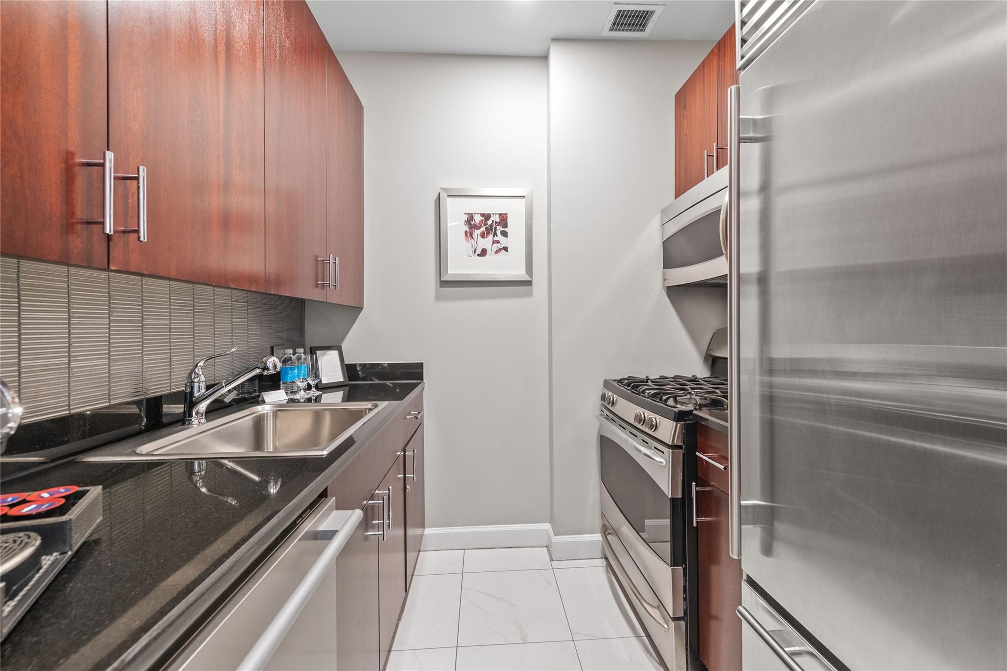 Condo Central  Manhattan, NY 10023, MLS-847477-4