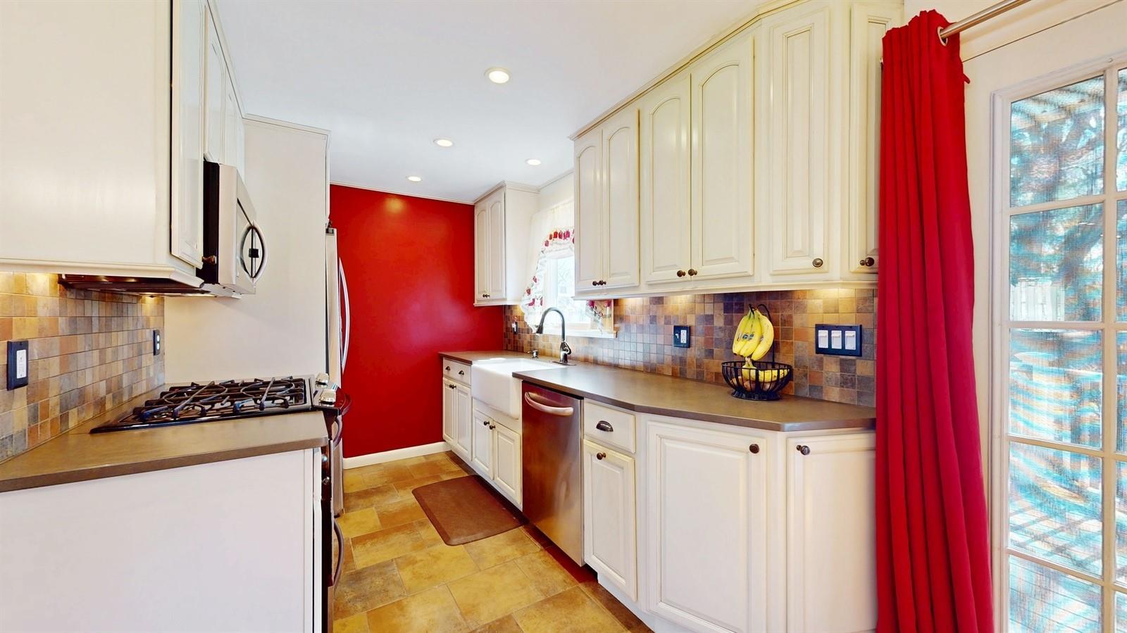 Single Family Meyer  Dutchess County, NY 12603, MLS-847502-5
