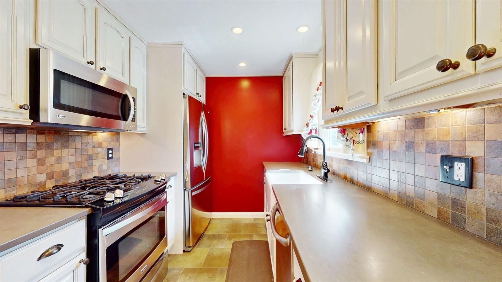 Single Family Meyer  Dutchess County, NY 12603, MLS-847502-6