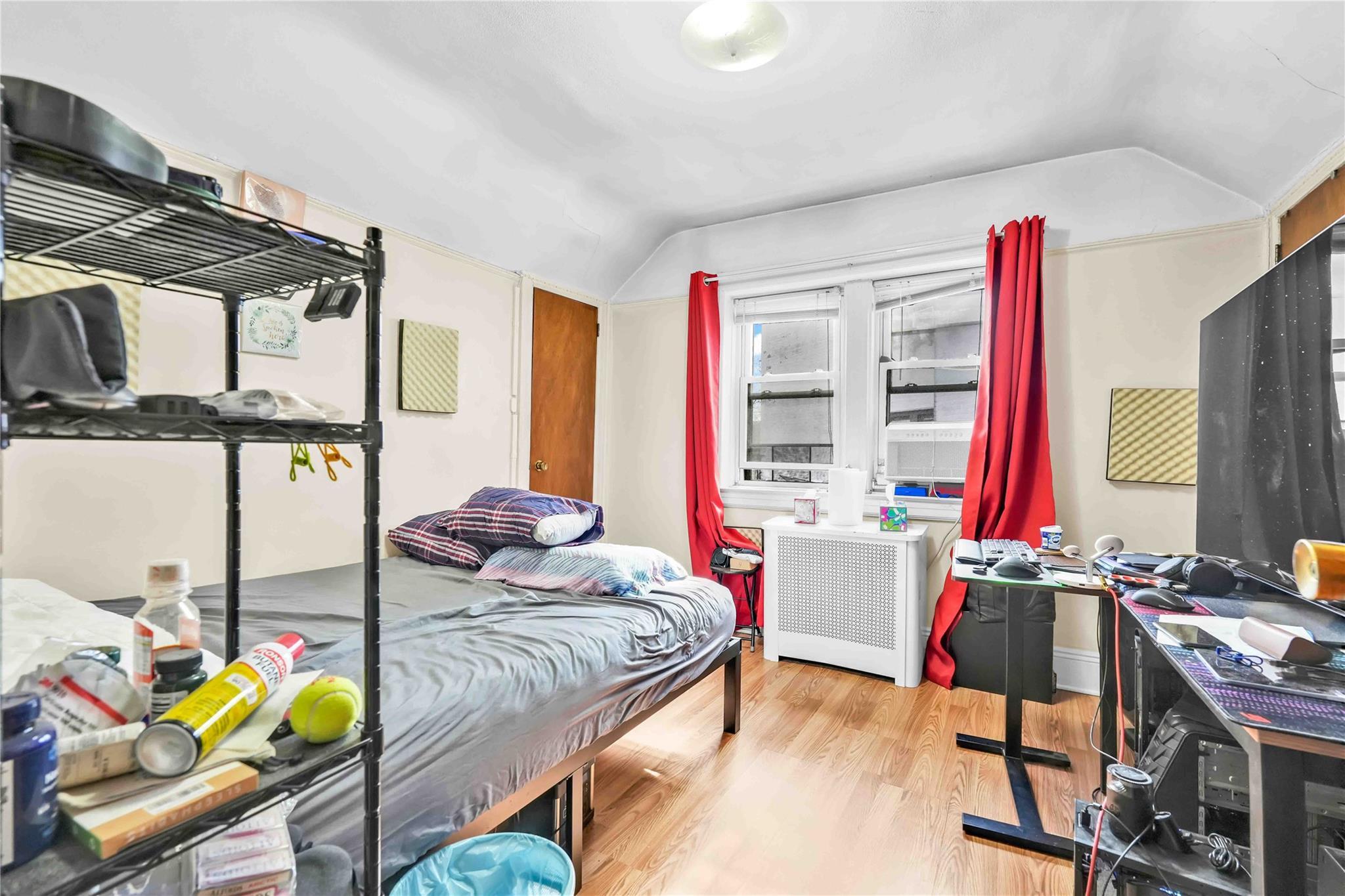 Single Family Hazen  Queens, NY 11370, MLS-847510-11