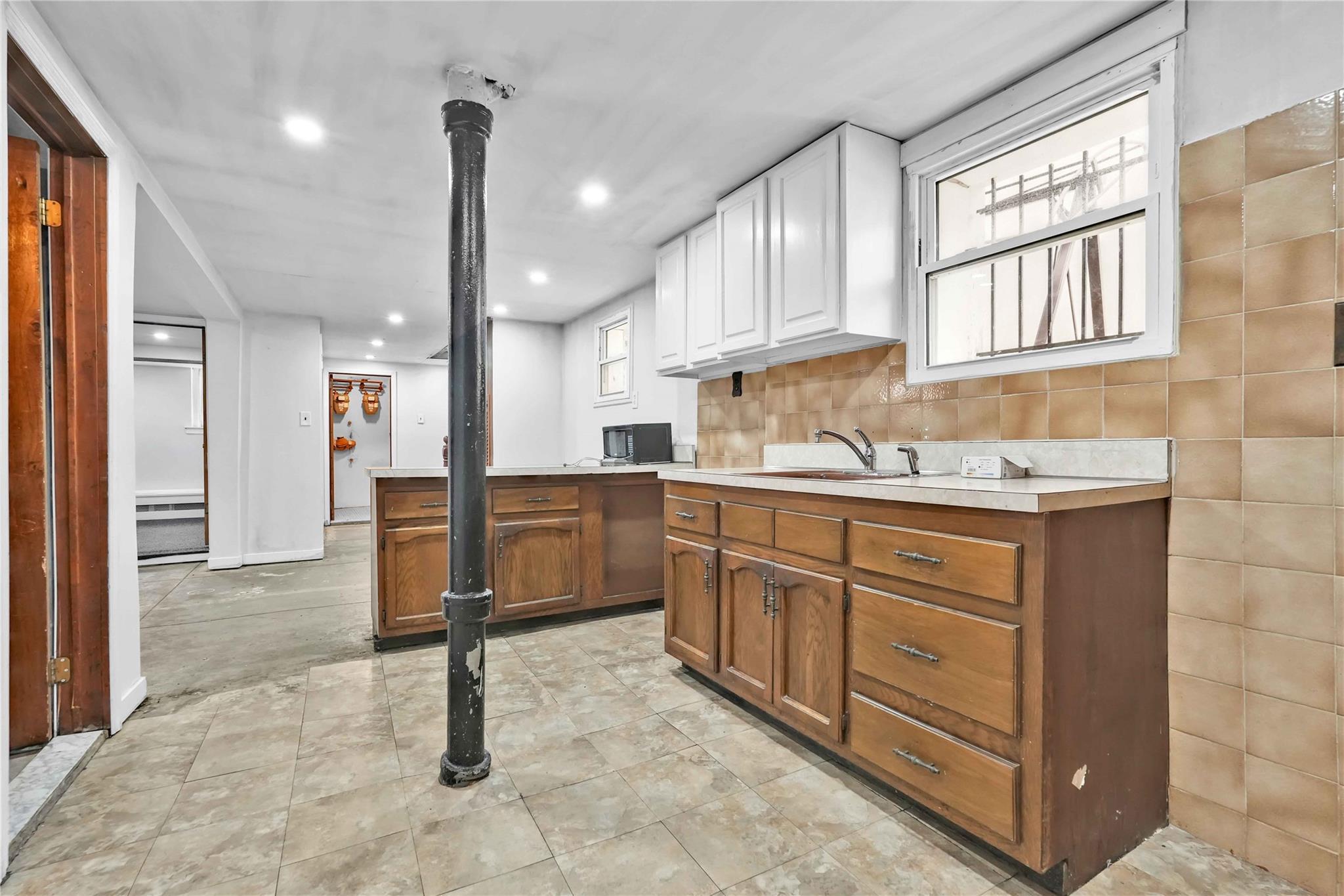 Single Family Hazen  Queens, NY 11370, MLS-847510-18