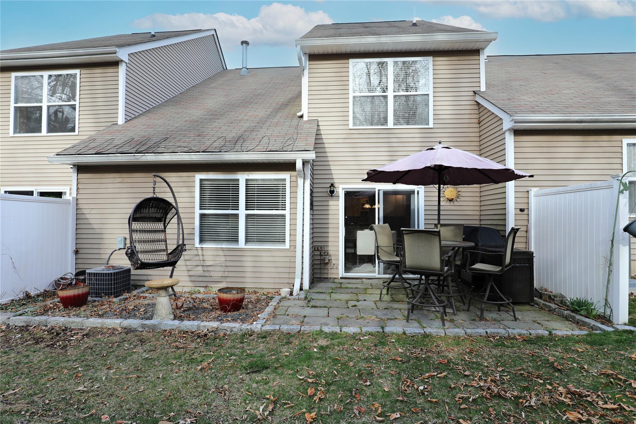 Single Family Twin Ponds  Ulster County, NY 12401, MLS-847522-29