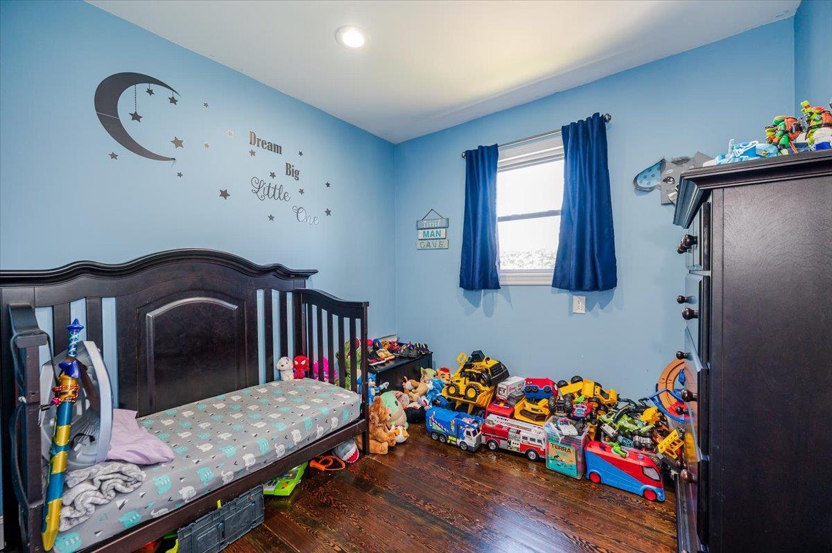 Single Family Saint Nicholas  Suffolk County, NY 11787, MLS-847523-11