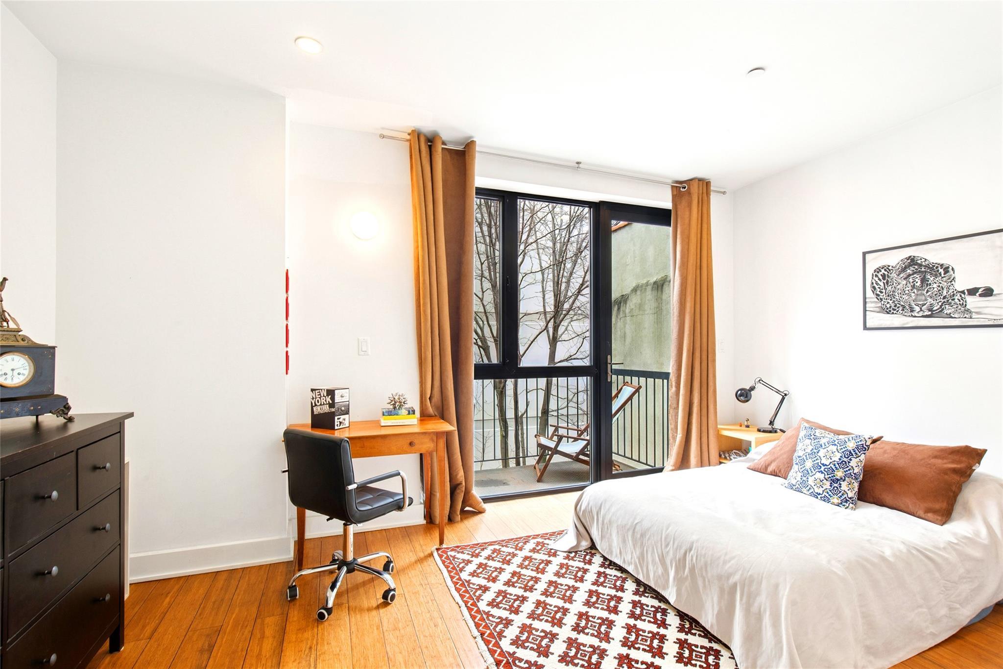 Single Family Madison  Manhattan, NY 10035, MLS-847526-6