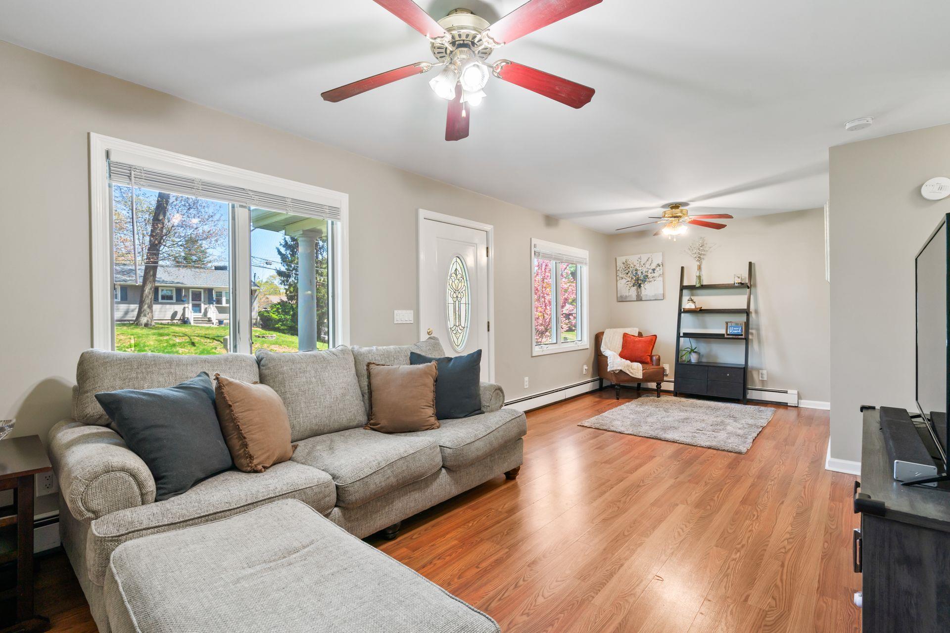 Single Family Road  Suffolk County, NY 11779, MLS-847555-4