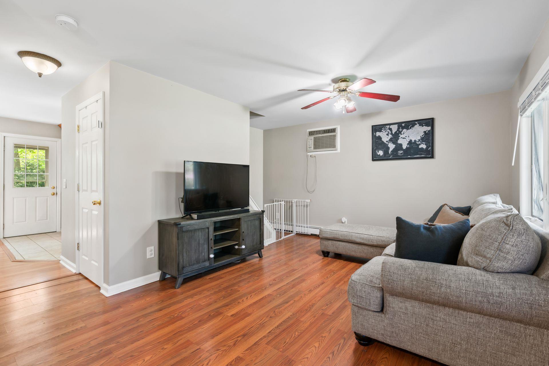 Single Family Road  Suffolk County, NY 11779, MLS-847555-6
