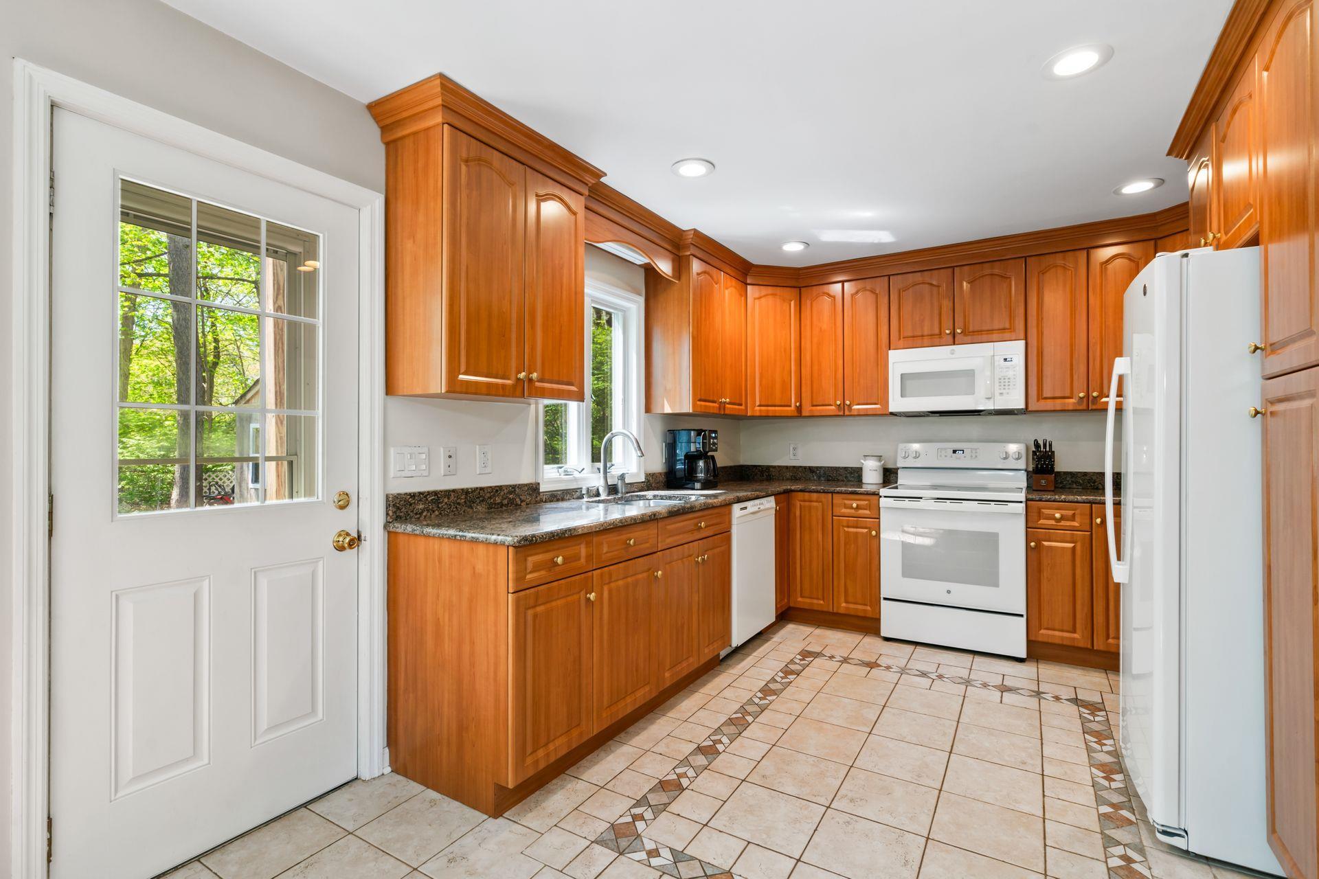 Single Family Road  Suffolk County, NY 11779, MLS-847555-9