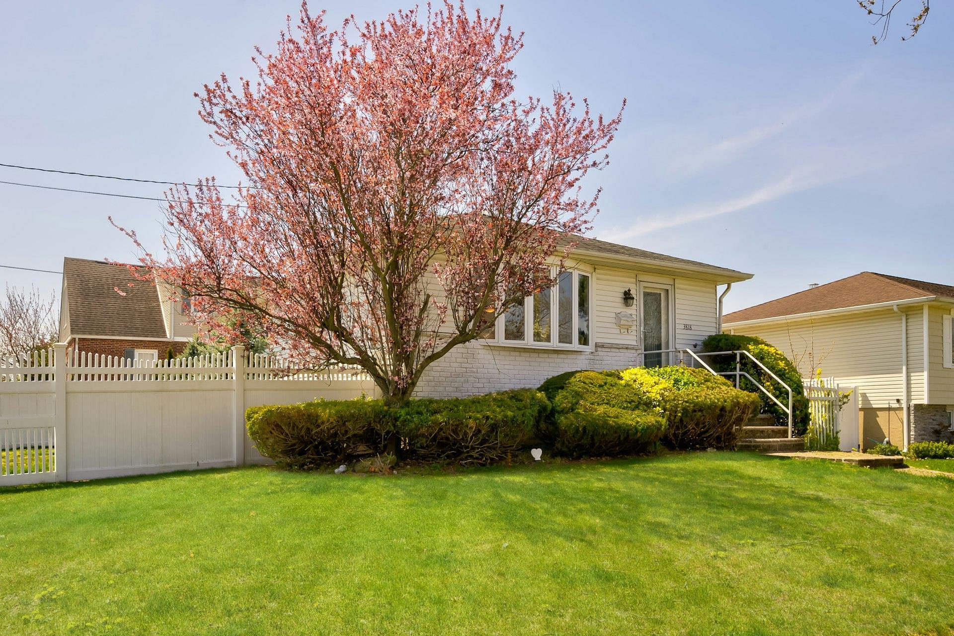 Single Family Harbor  Nassau County, NY 11783, MLS-847559-3