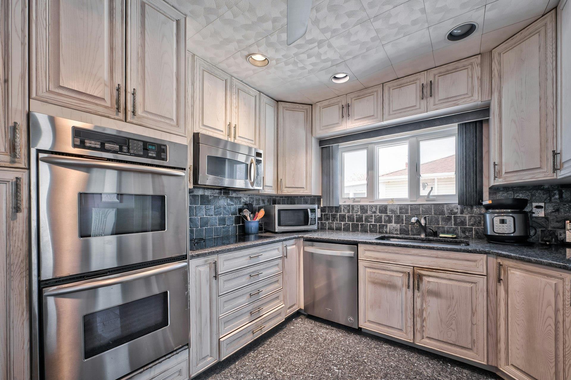 Single Family Harbor  Nassau County, NY 11783, MLS-847559-4