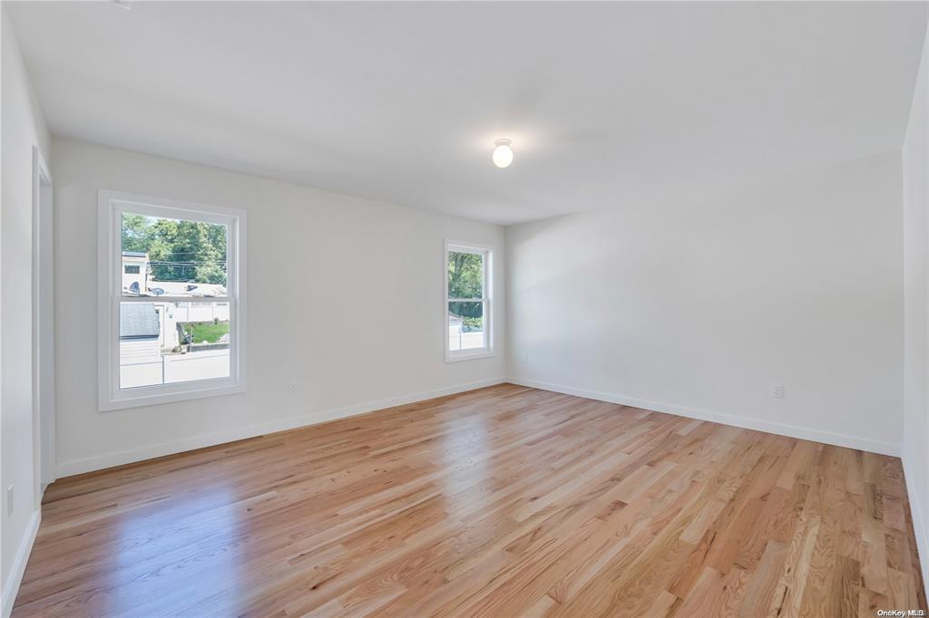 Single Family Tarkill  Suffolk County, NY 11961, MLS-847567-25